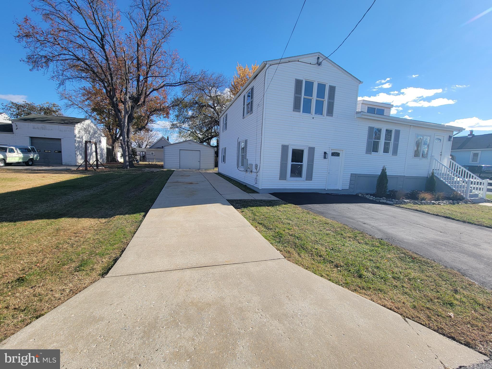 SPARROWS POINT MANOR - Residential