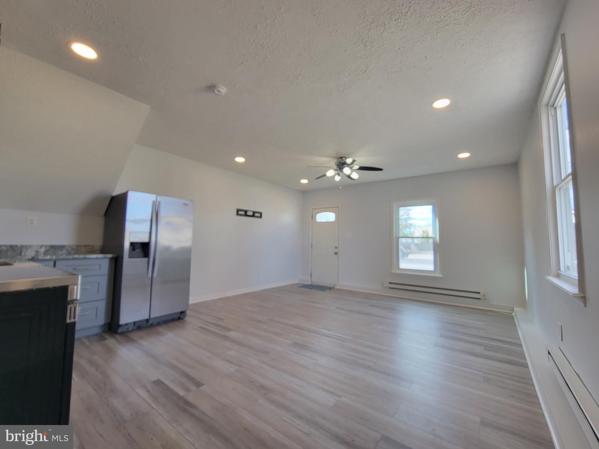 SPARROWS POINT MANOR - Residential