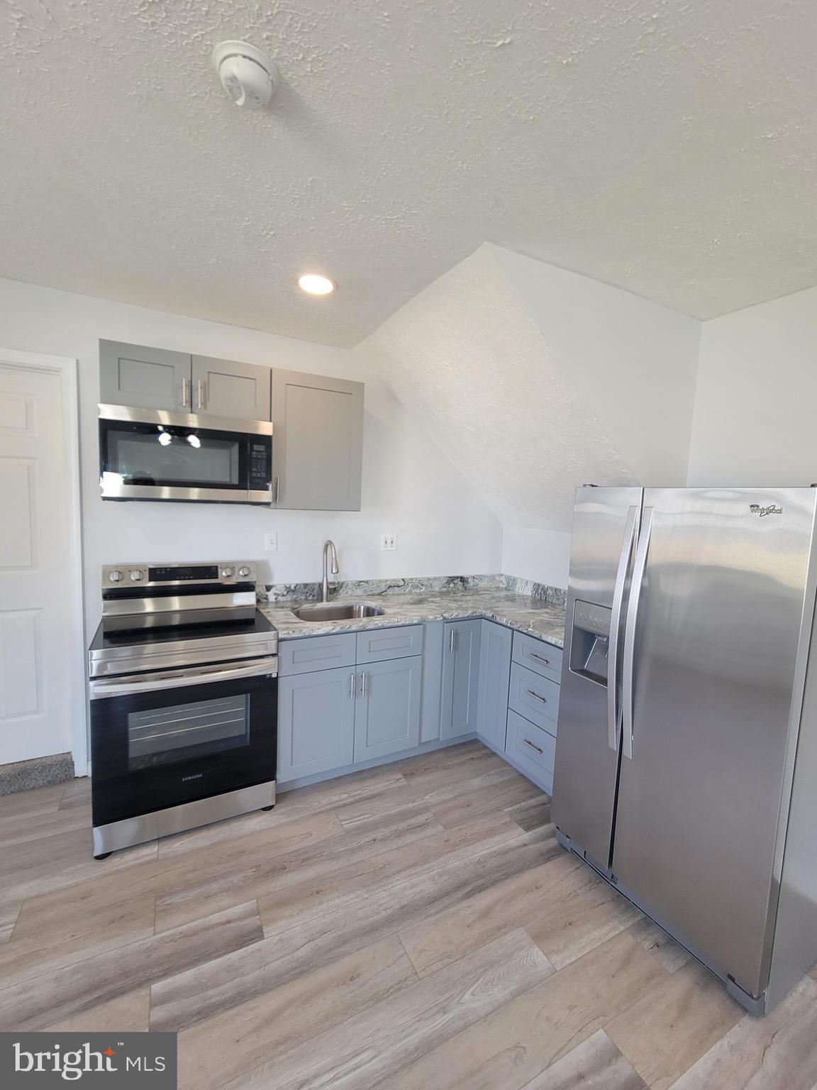 SPARROWS POINT MANOR - Residential