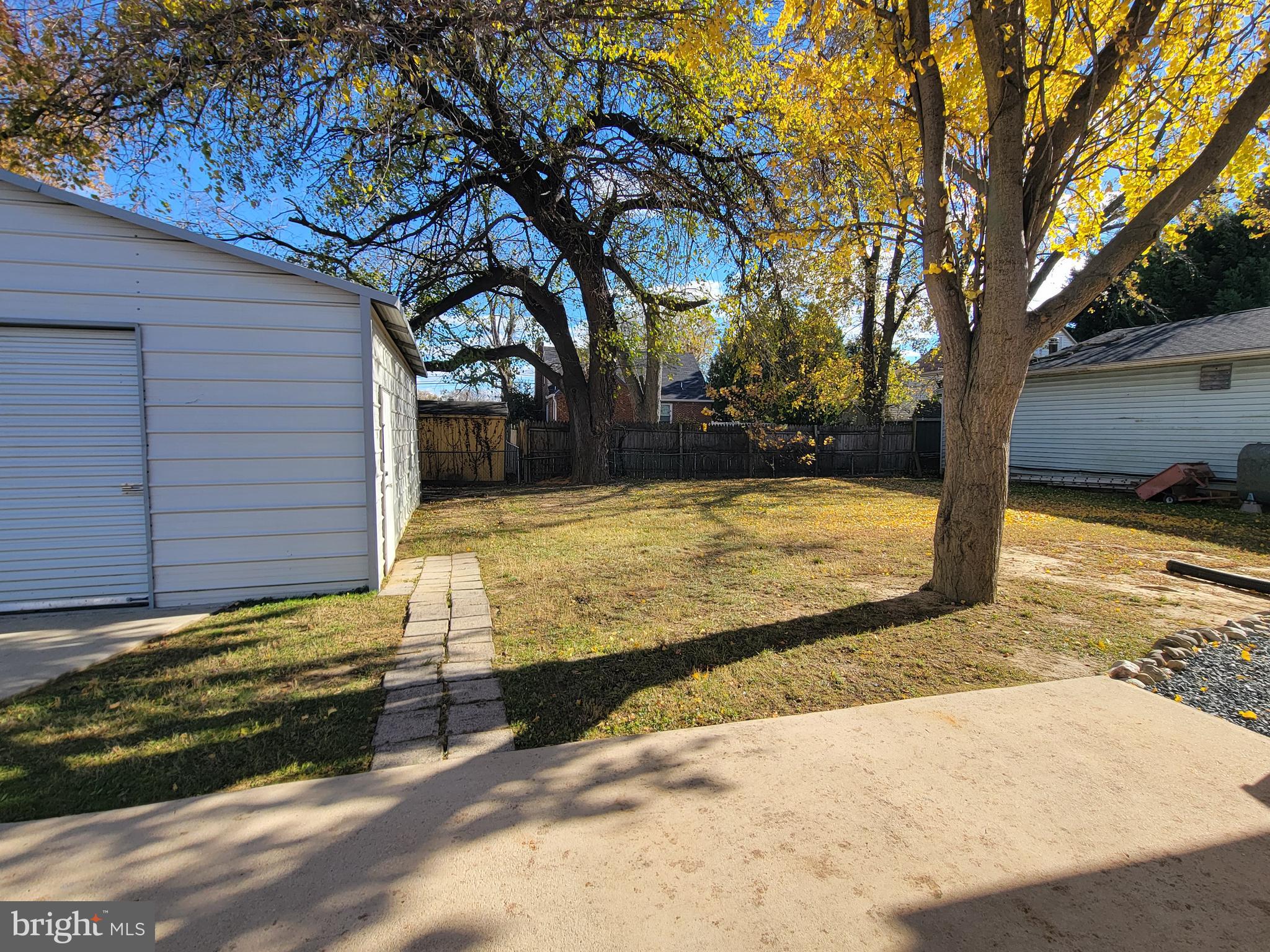 SPARROWS POINT MANOR - Residential