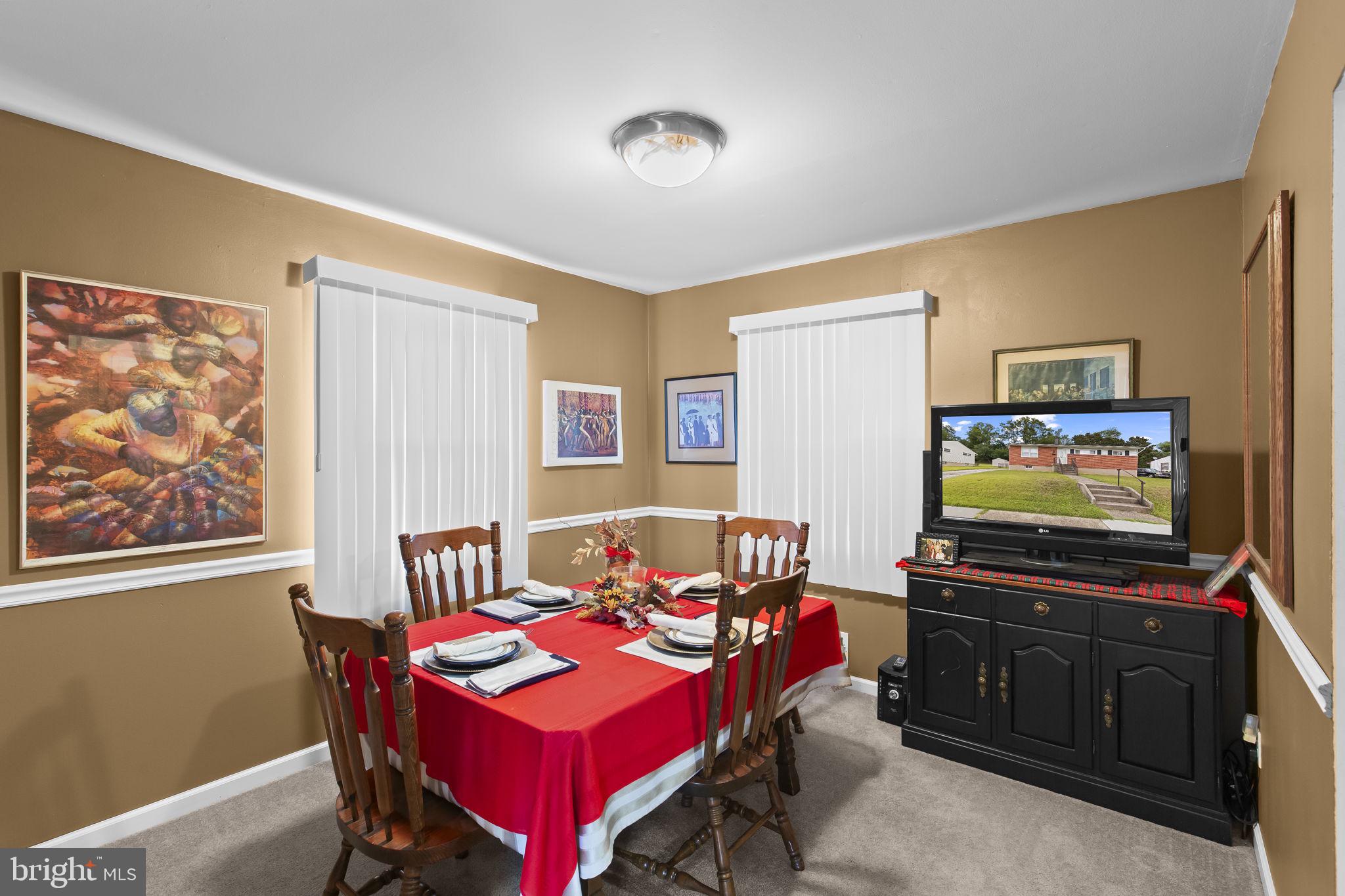 CAMPFIELD GARDENS - Residential