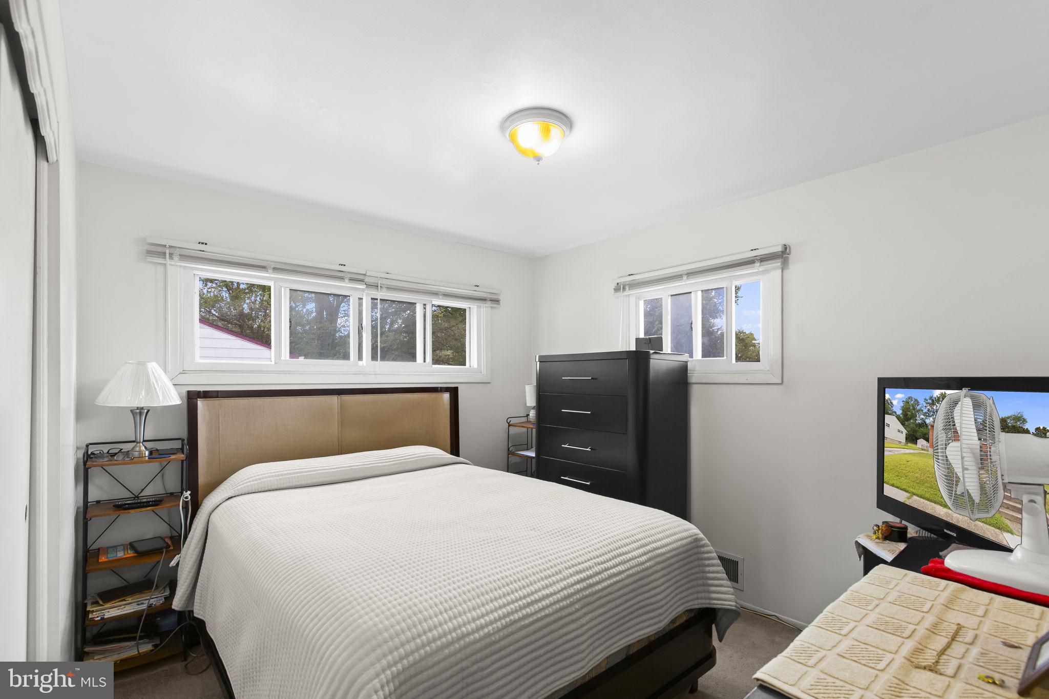 CAMPFIELD GARDENS - Residential