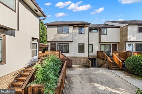 1709 WESTWIND WAY 10B MCLEAN VA 22102