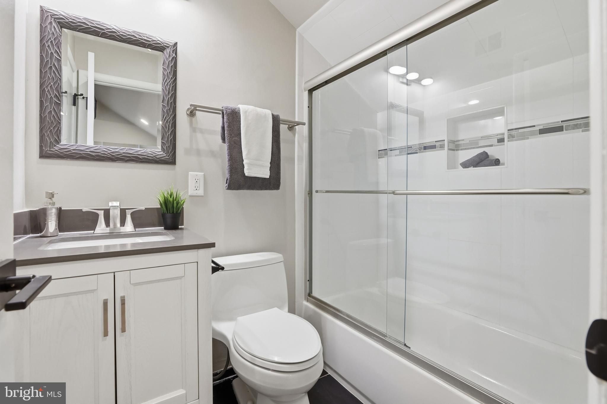 BONNIE BRAE - Residential