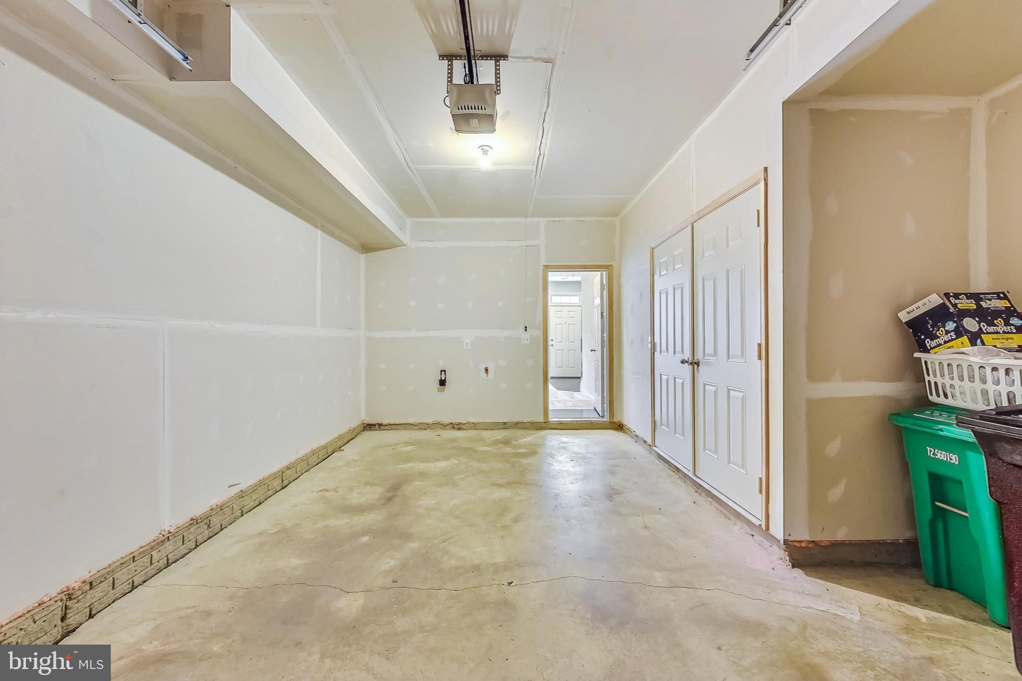 SMITH HOME FARM - Residential Lease