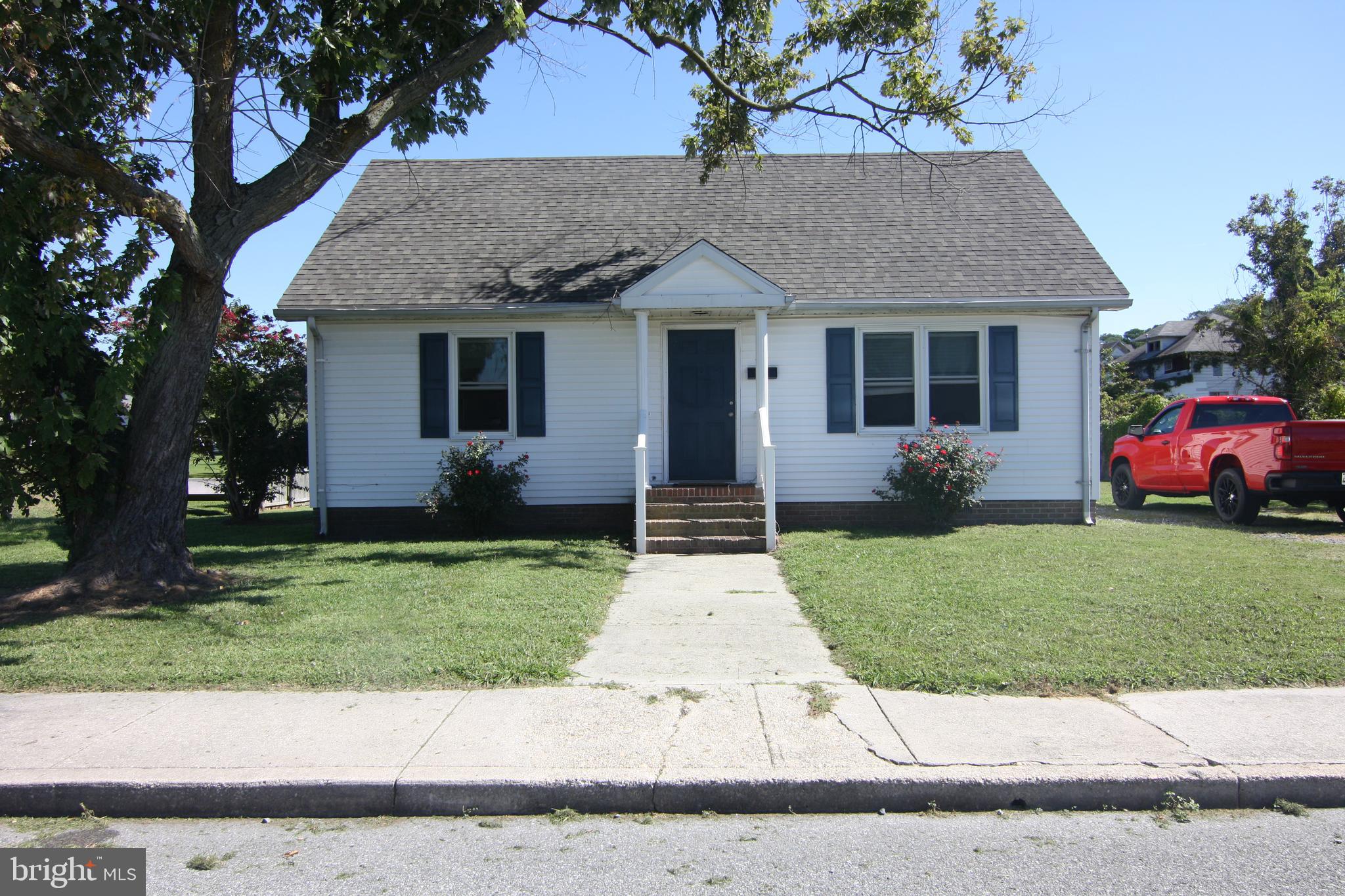 113 2ND STREET