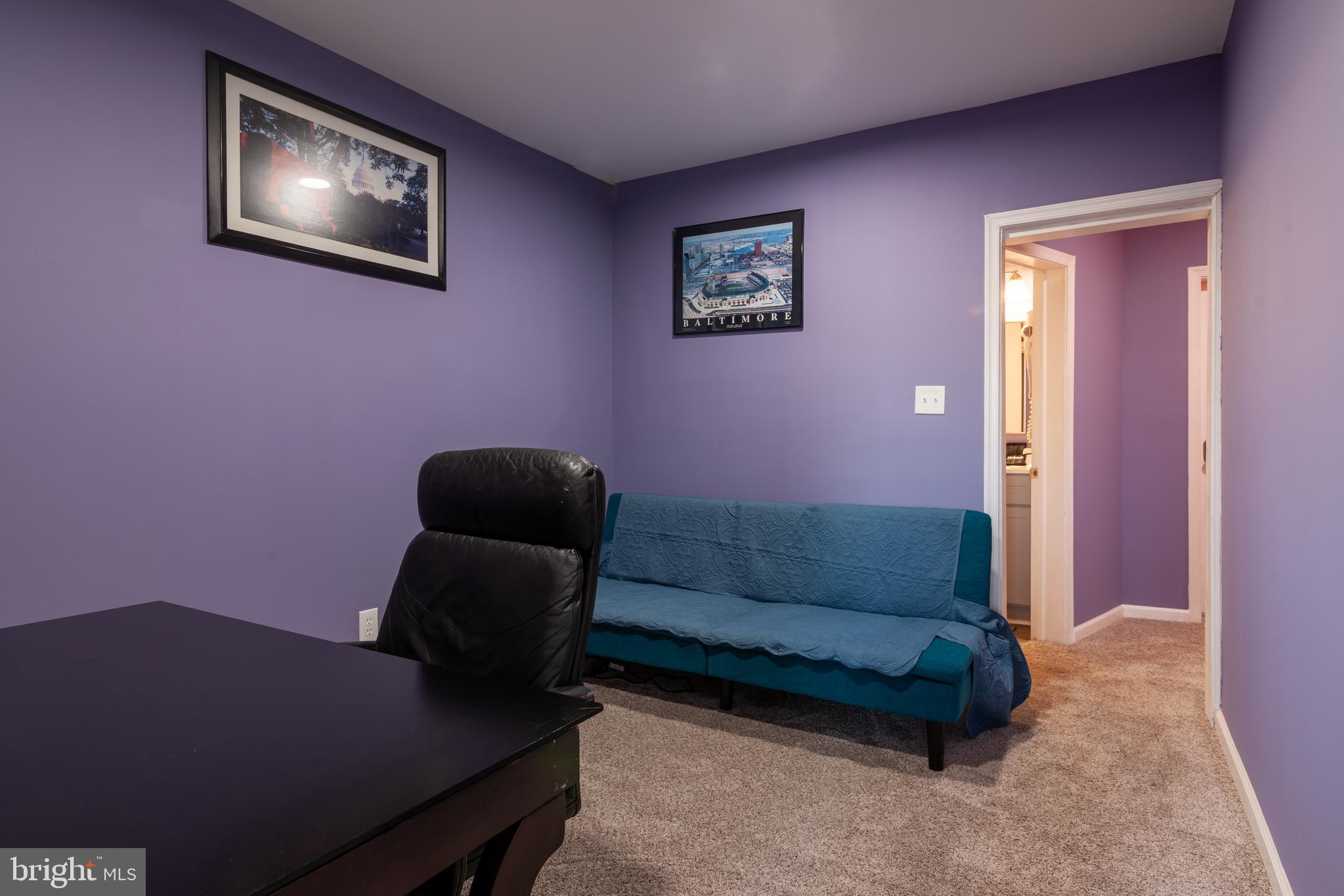 ELLWOOD PARK - Residential
