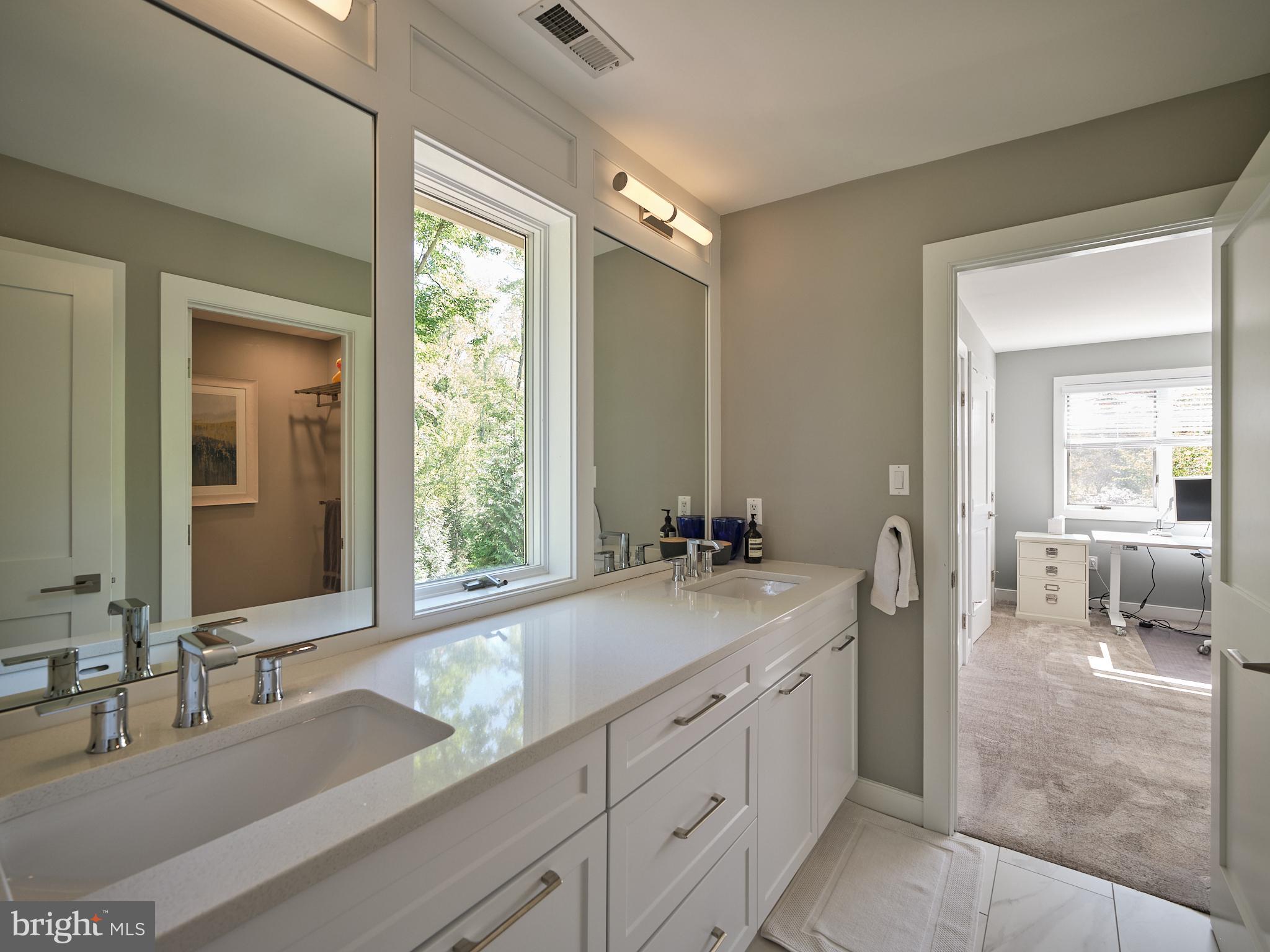 KINGSWOODS - Residential