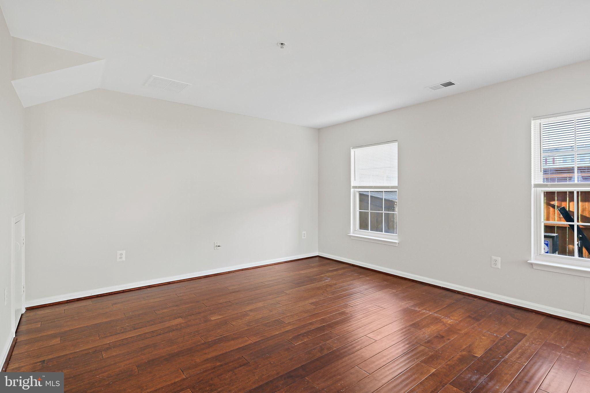 WELLINGTON TRACE - Residential Lease