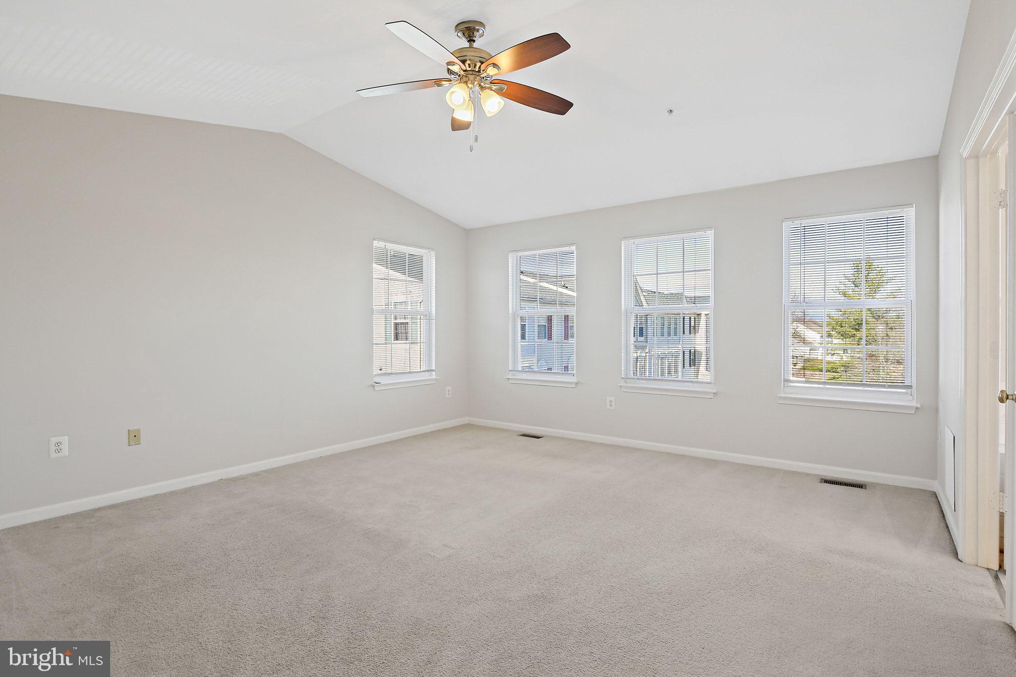 WELLINGTON TRACE - Residential Lease