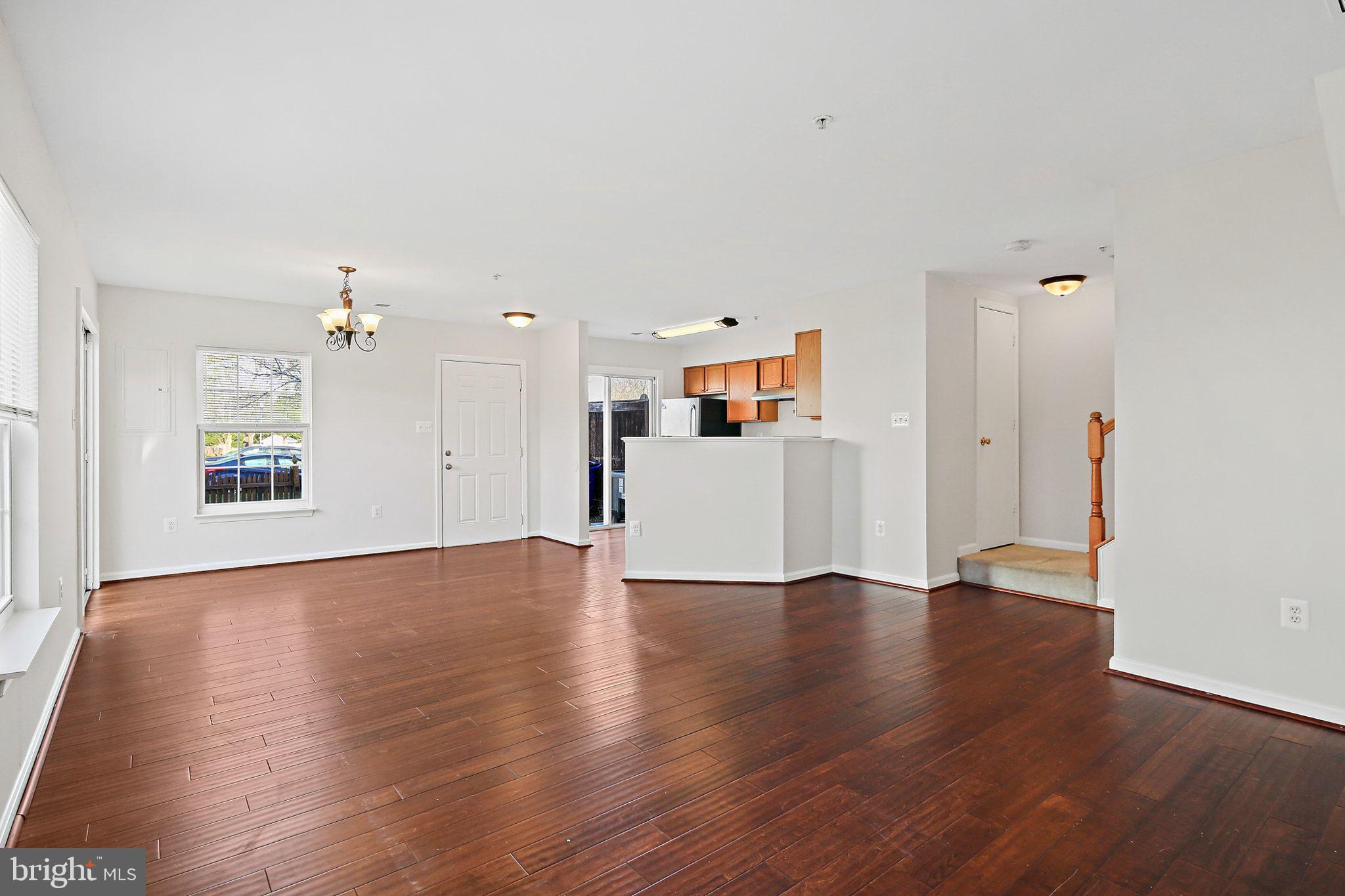 WELLINGTON TRACE - Residential Lease