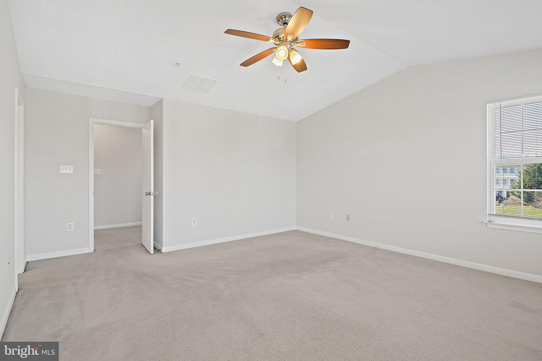 WELLINGTON TRACE - Residential Lease