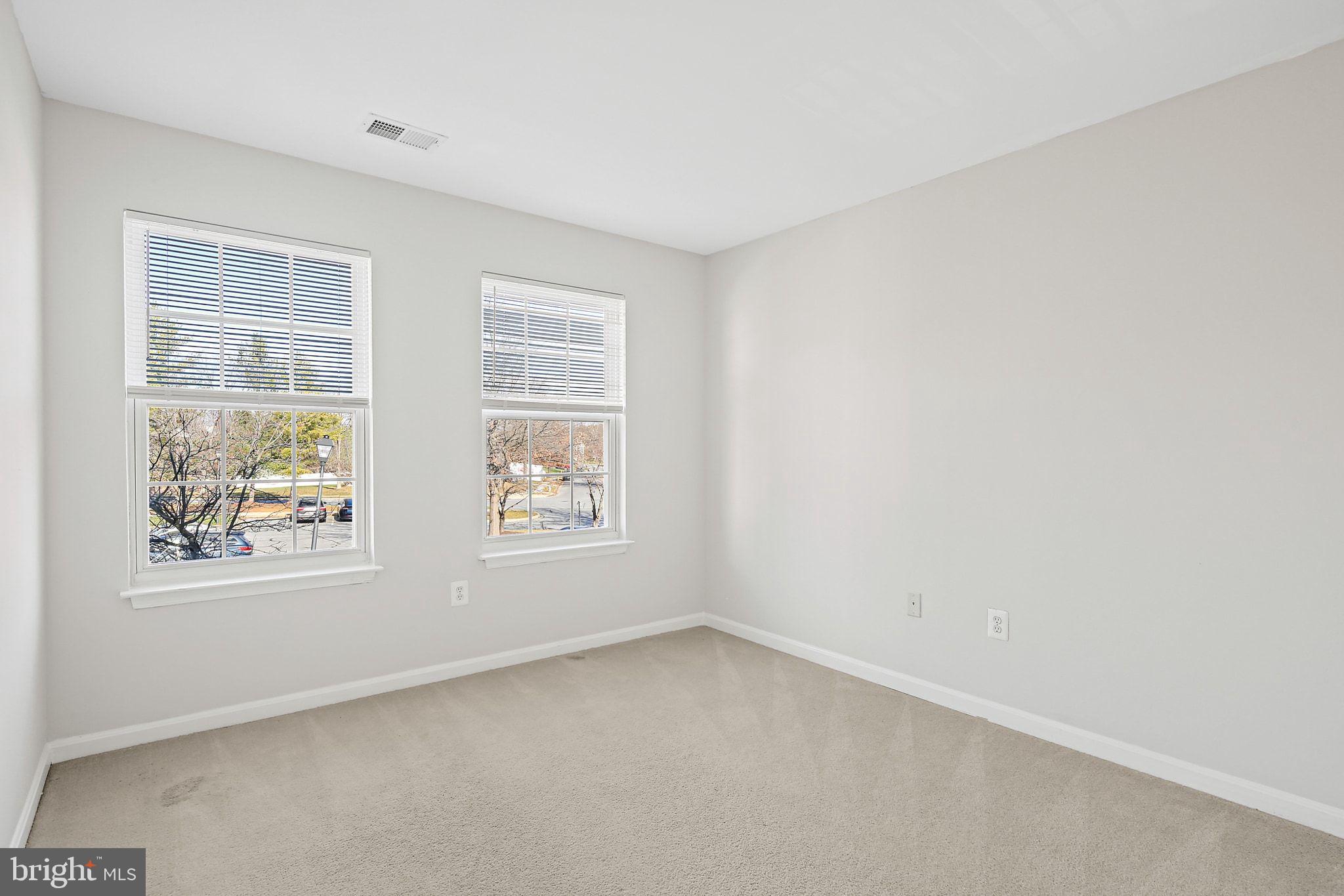 WELLINGTON TRACE - Residential Lease