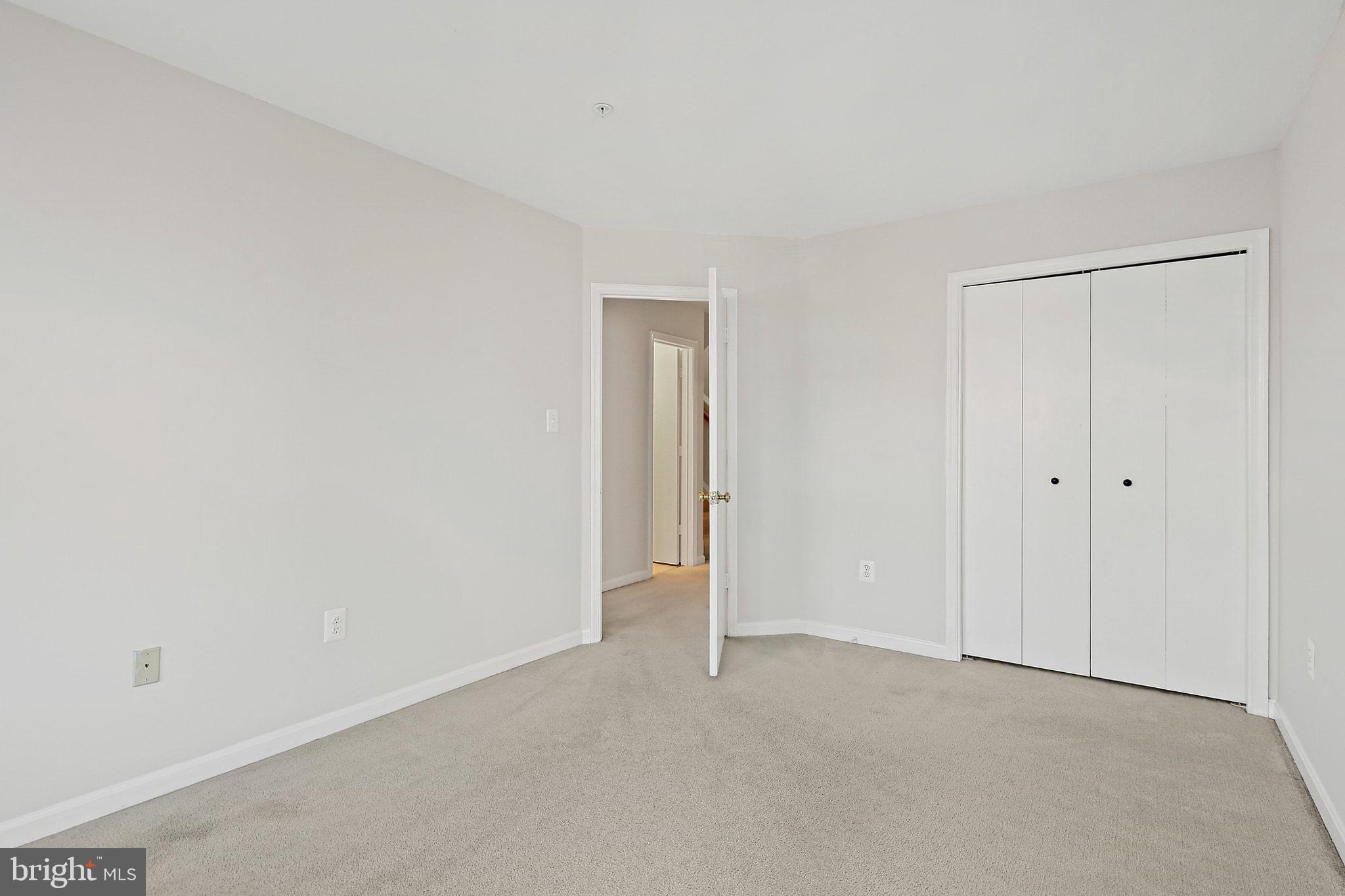 WELLINGTON TRACE - Residential Lease