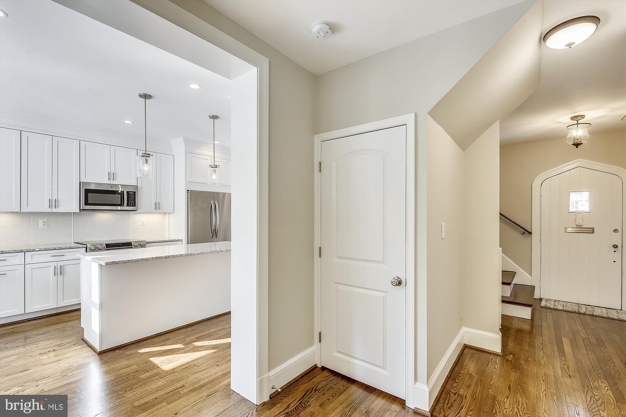 BATTERY PARK - Residential Lease