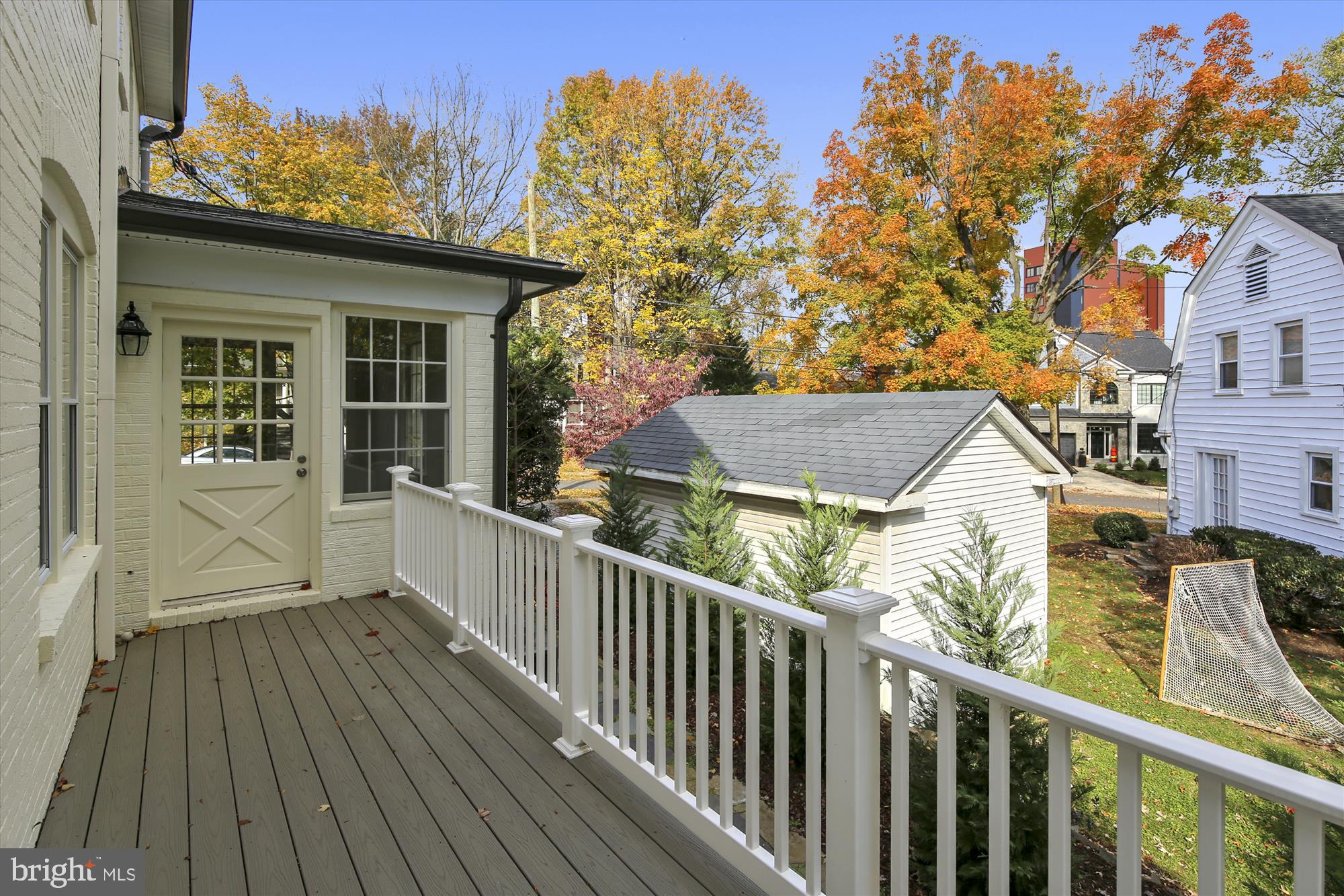 BATTERY PARK - Residential Lease