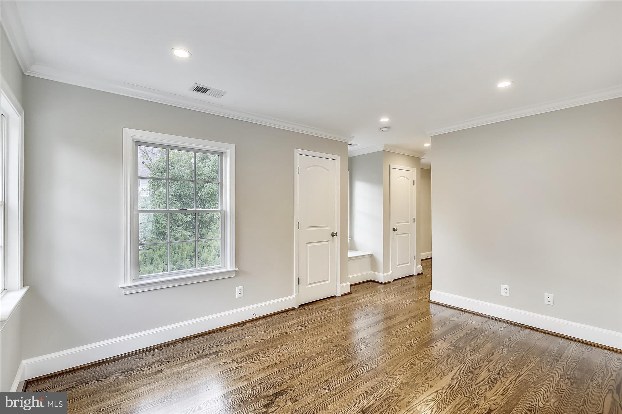 BATTERY PARK - Residential Lease