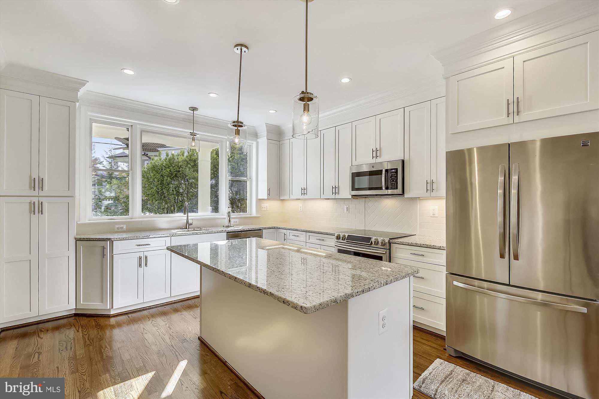 BATTERY PARK - Residential Lease