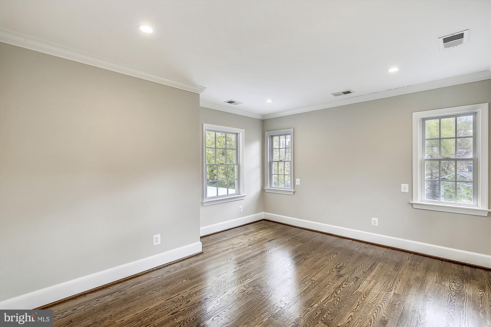 BATTERY PARK - Residential Lease