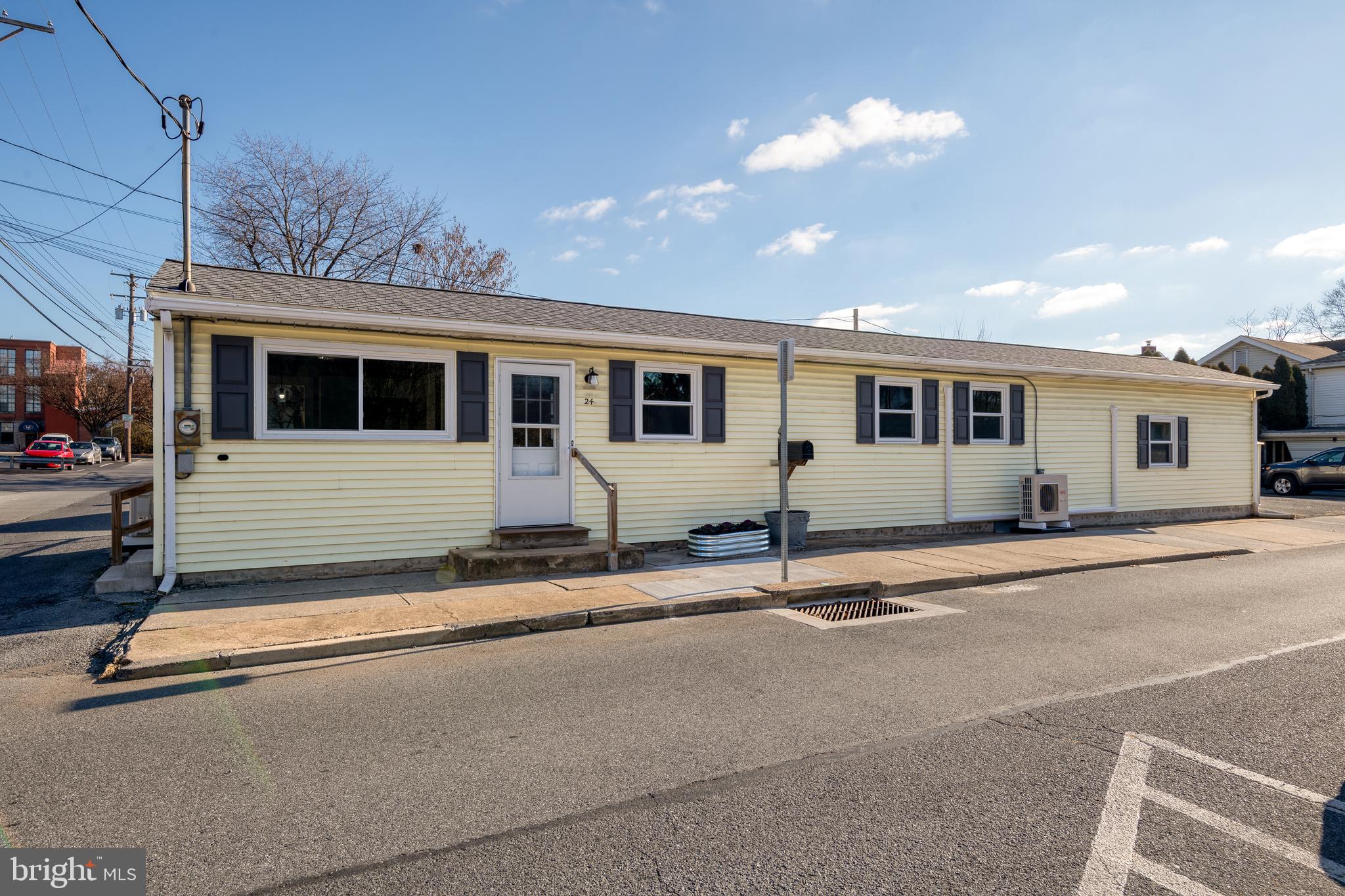 422 CORRIDOR - Residential