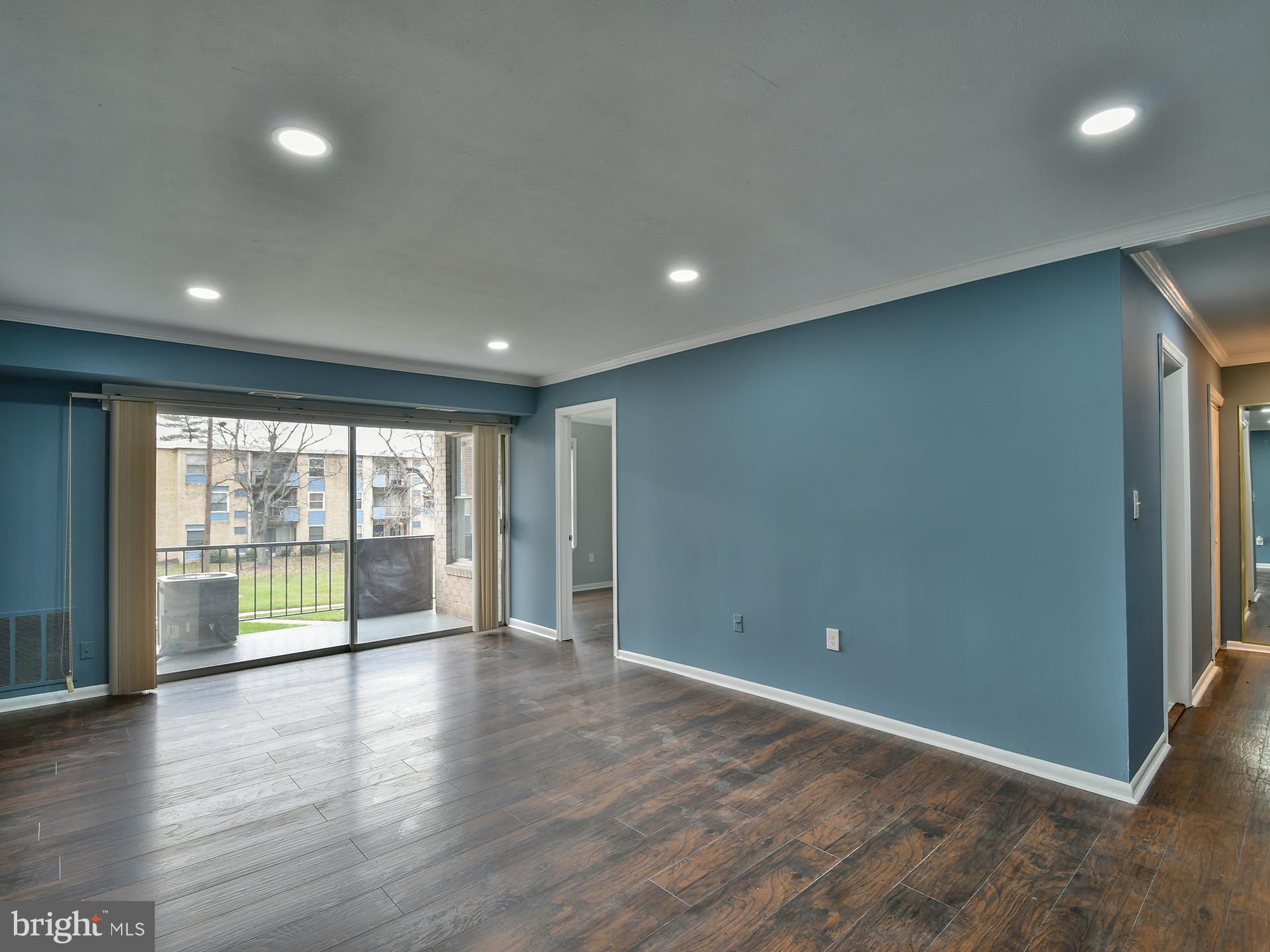 MARLOW TOWERS CONDOMINIUMS - Residential Lease