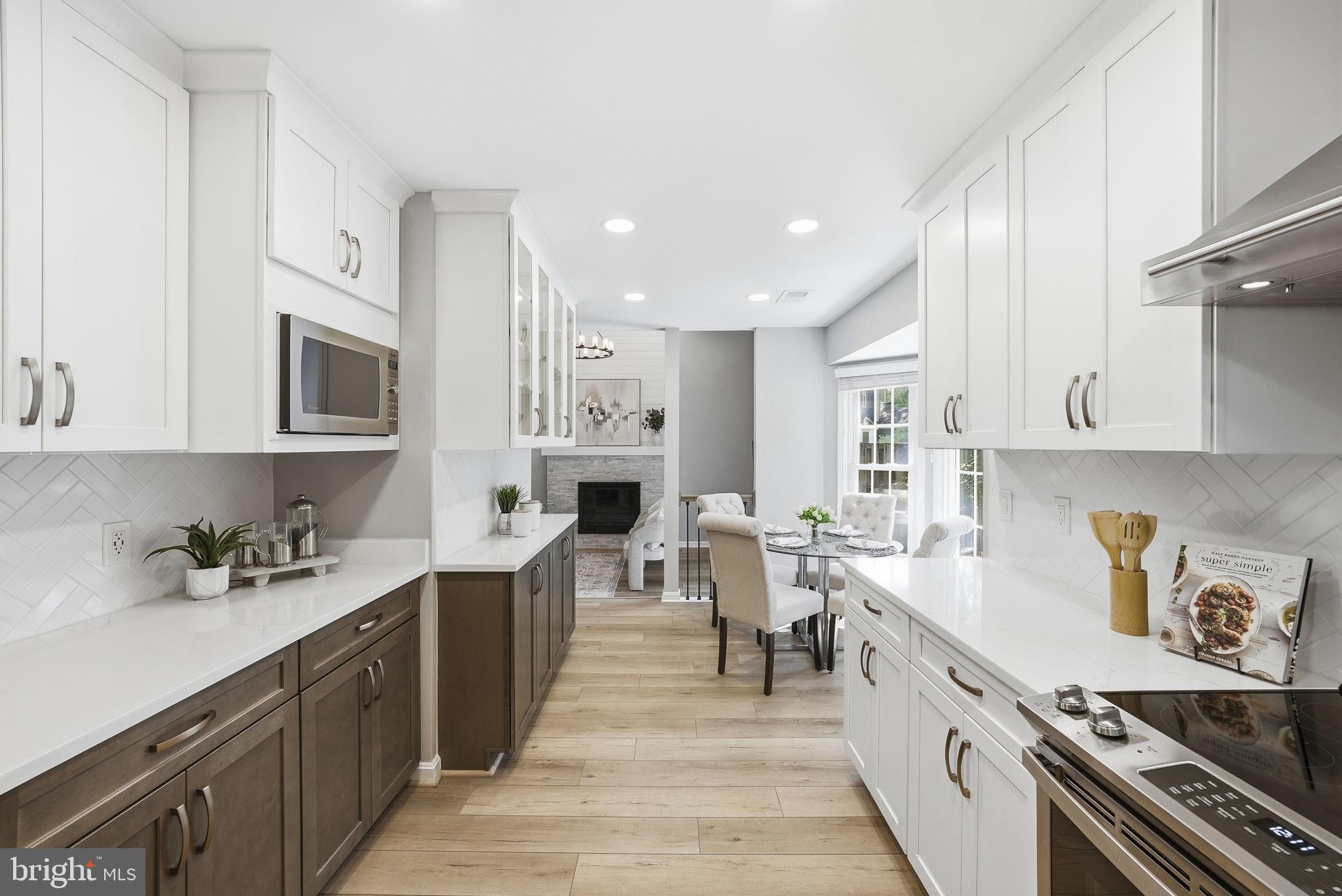 7801 BOLD LION LANE