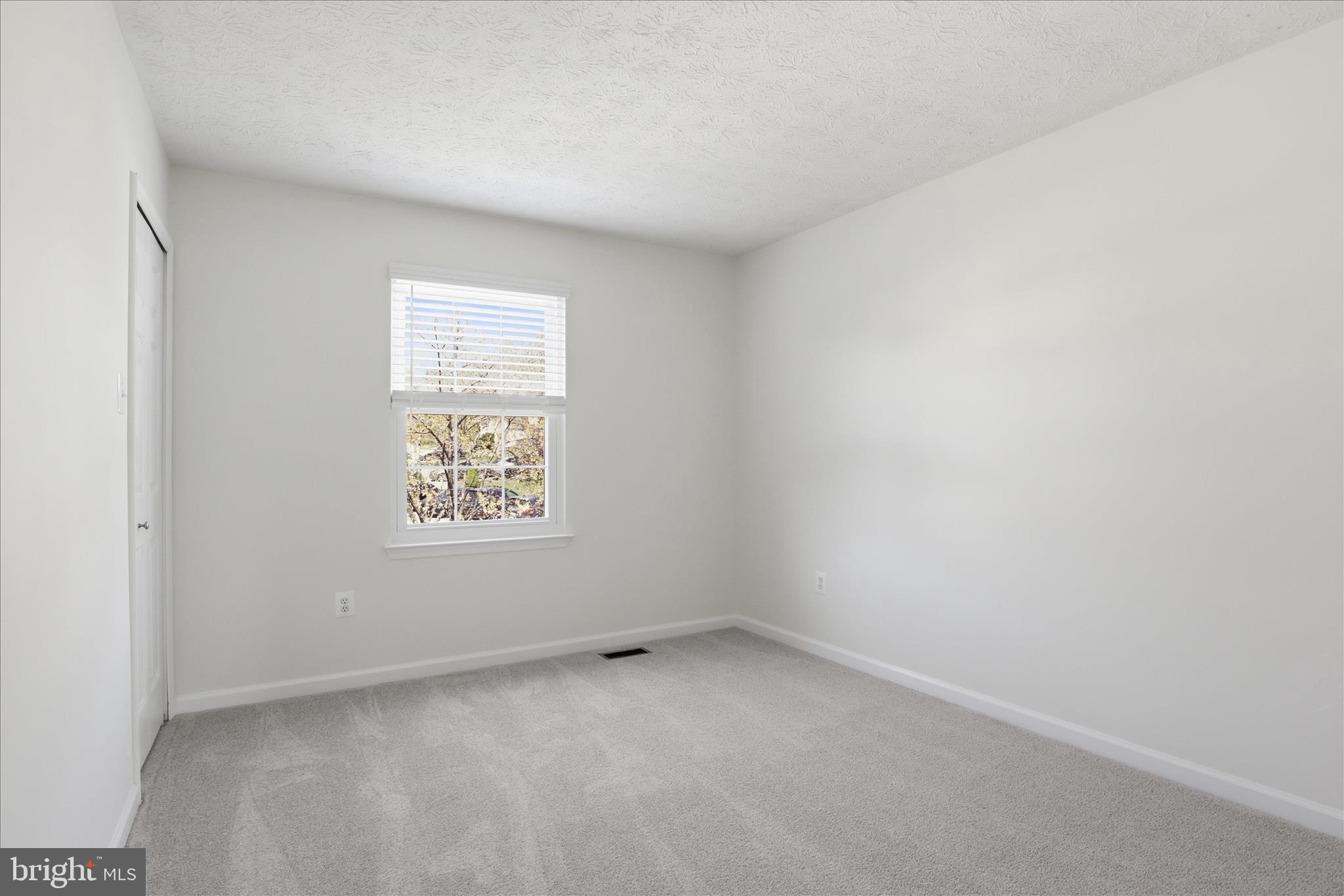 WILLIAMS KNOLL - Residential