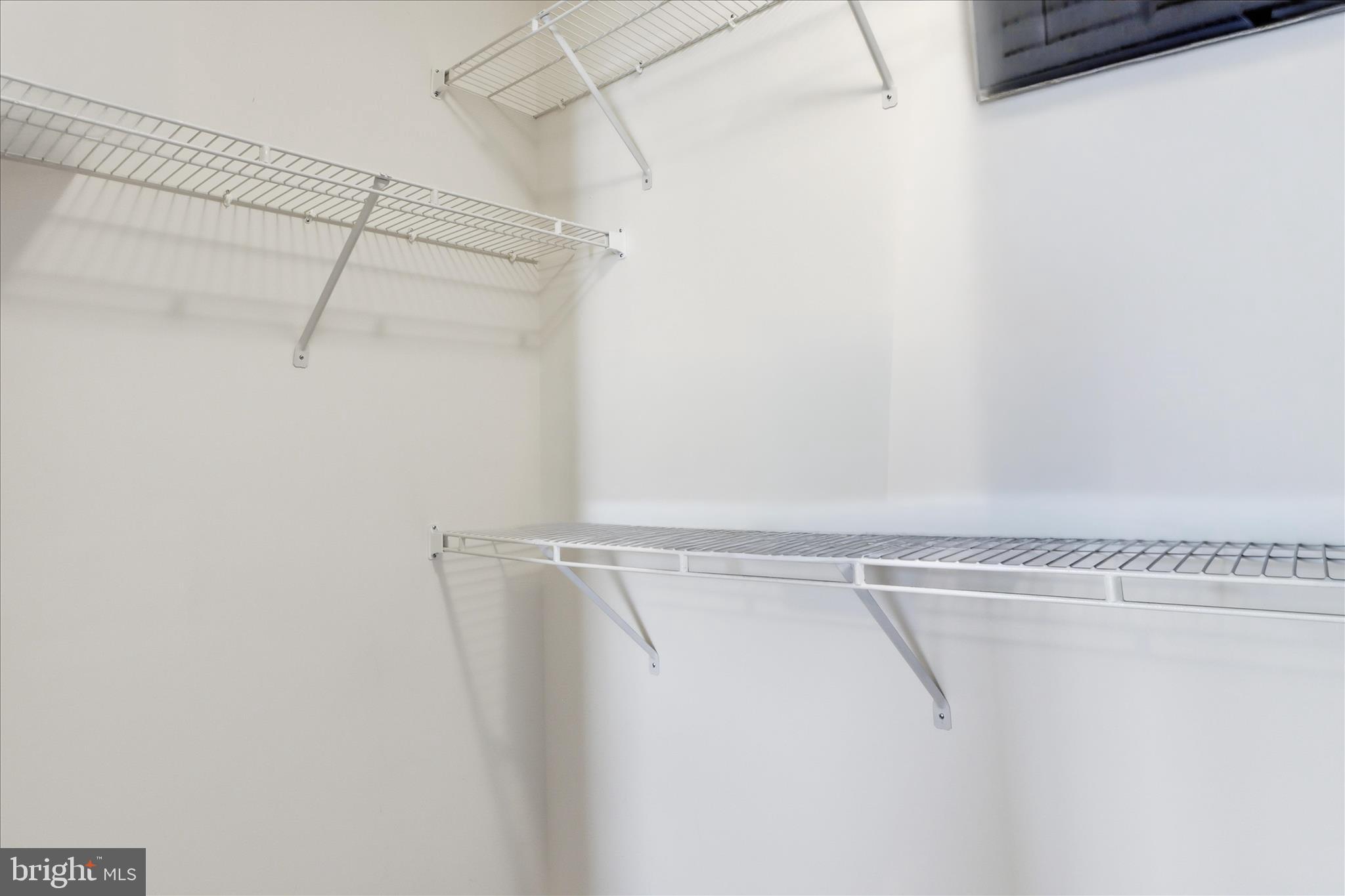 WILLIAMS KNOLL - Residential