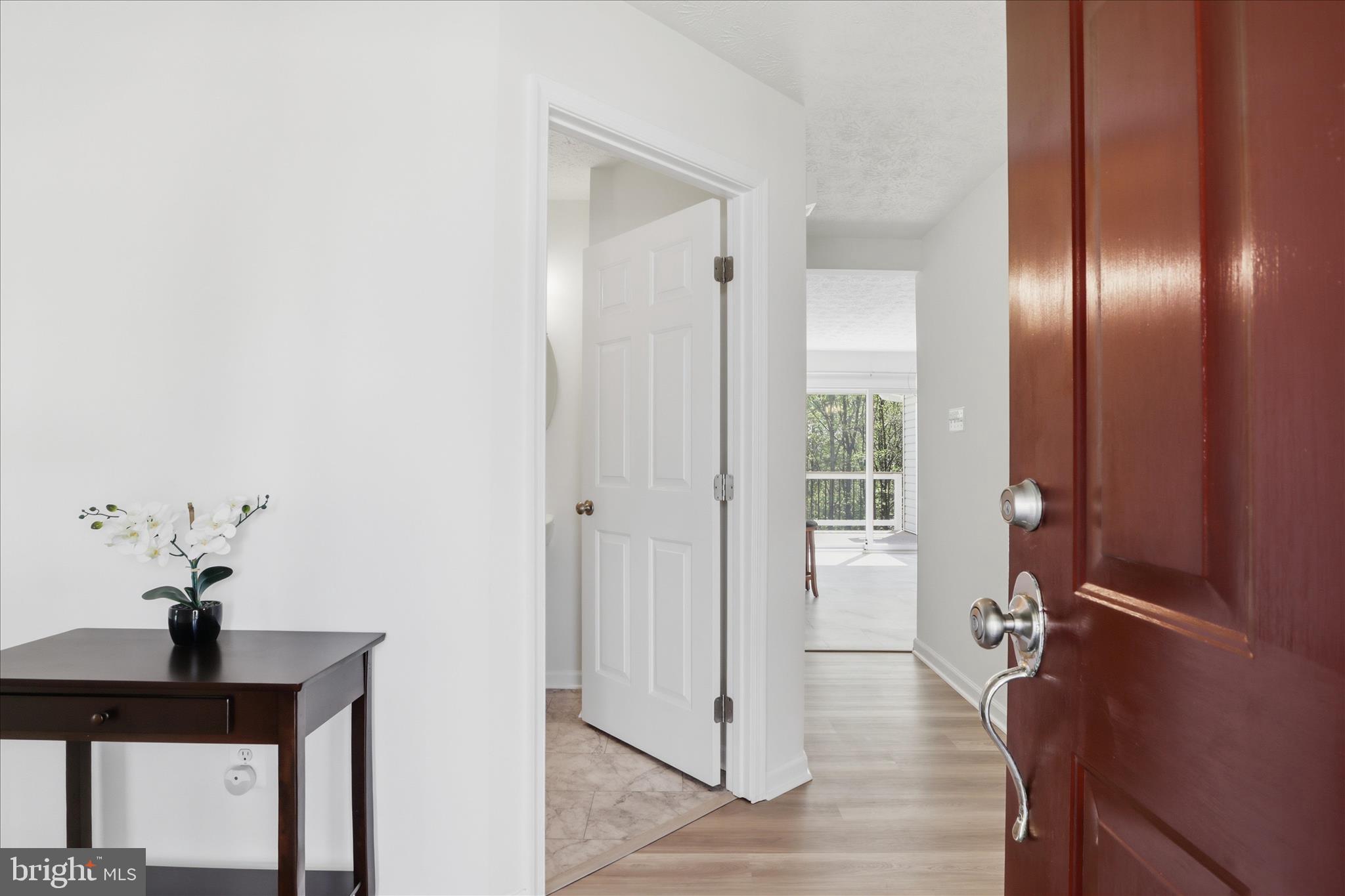 WILLIAMS KNOLL - Residential