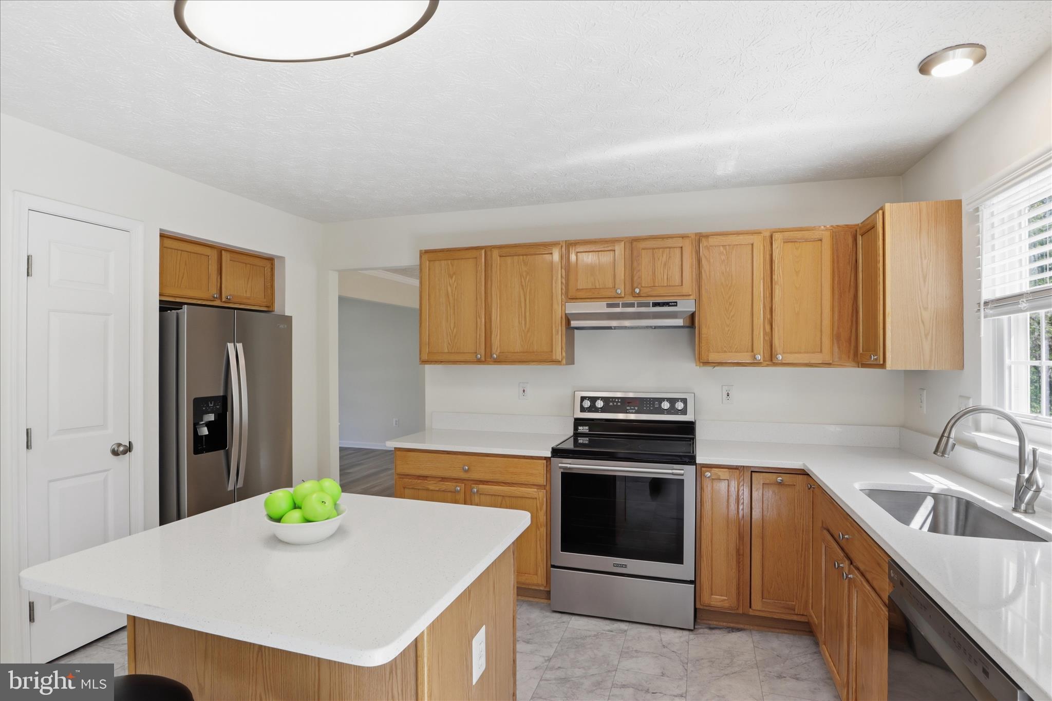 WILLIAMS KNOLL - Residential