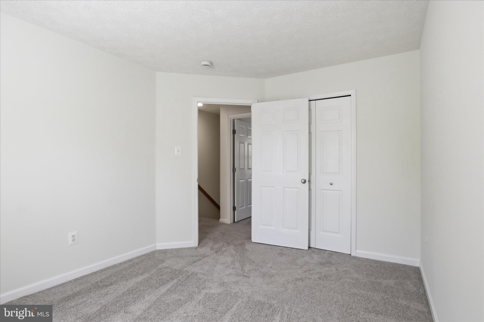 WILLIAMS KNOLL - Residential