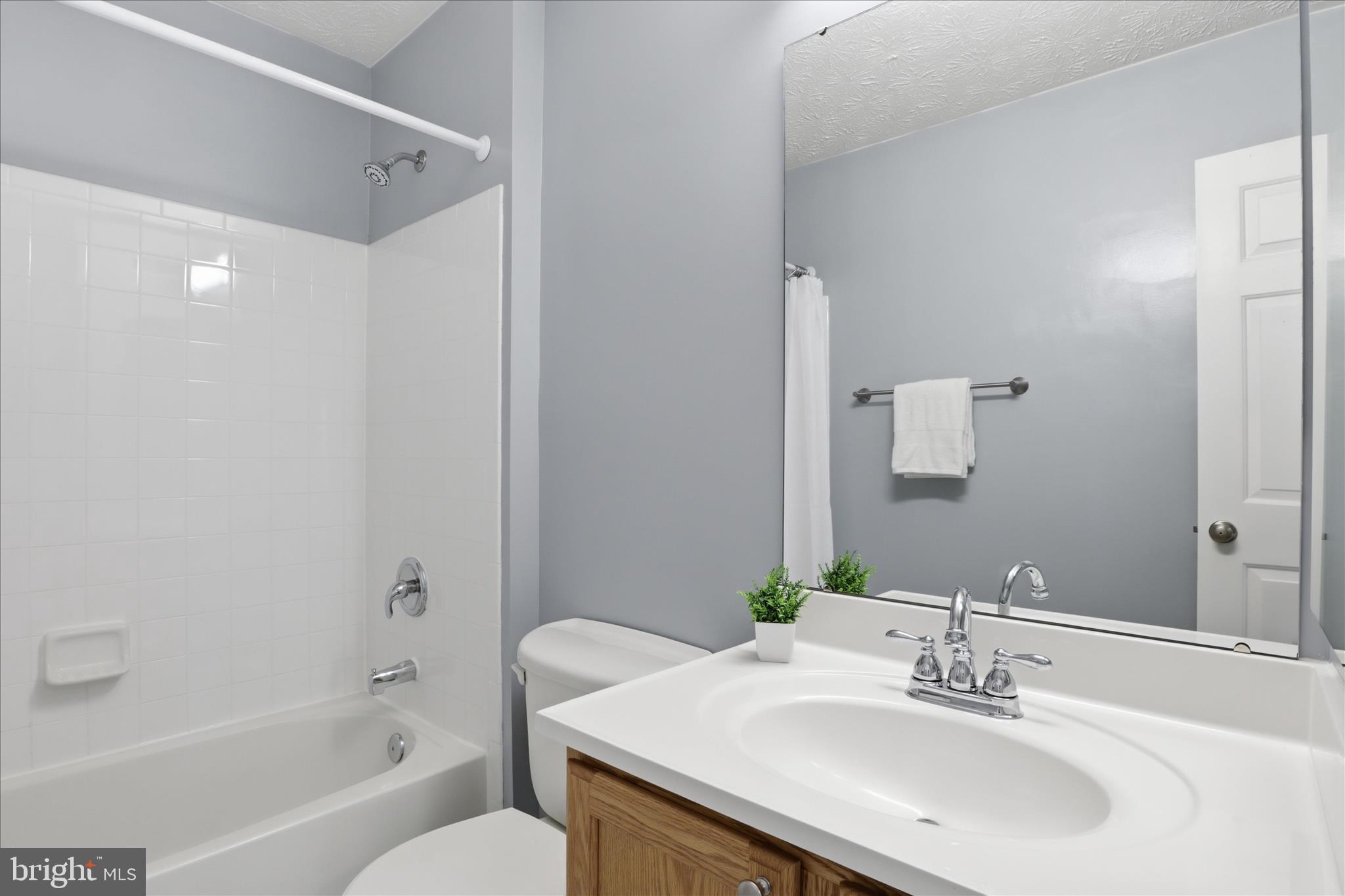 WILLIAMS KNOLL - Residential