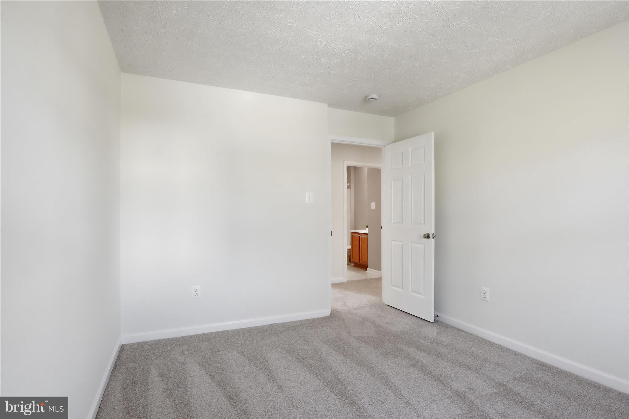 WILLIAMS KNOLL - Residential