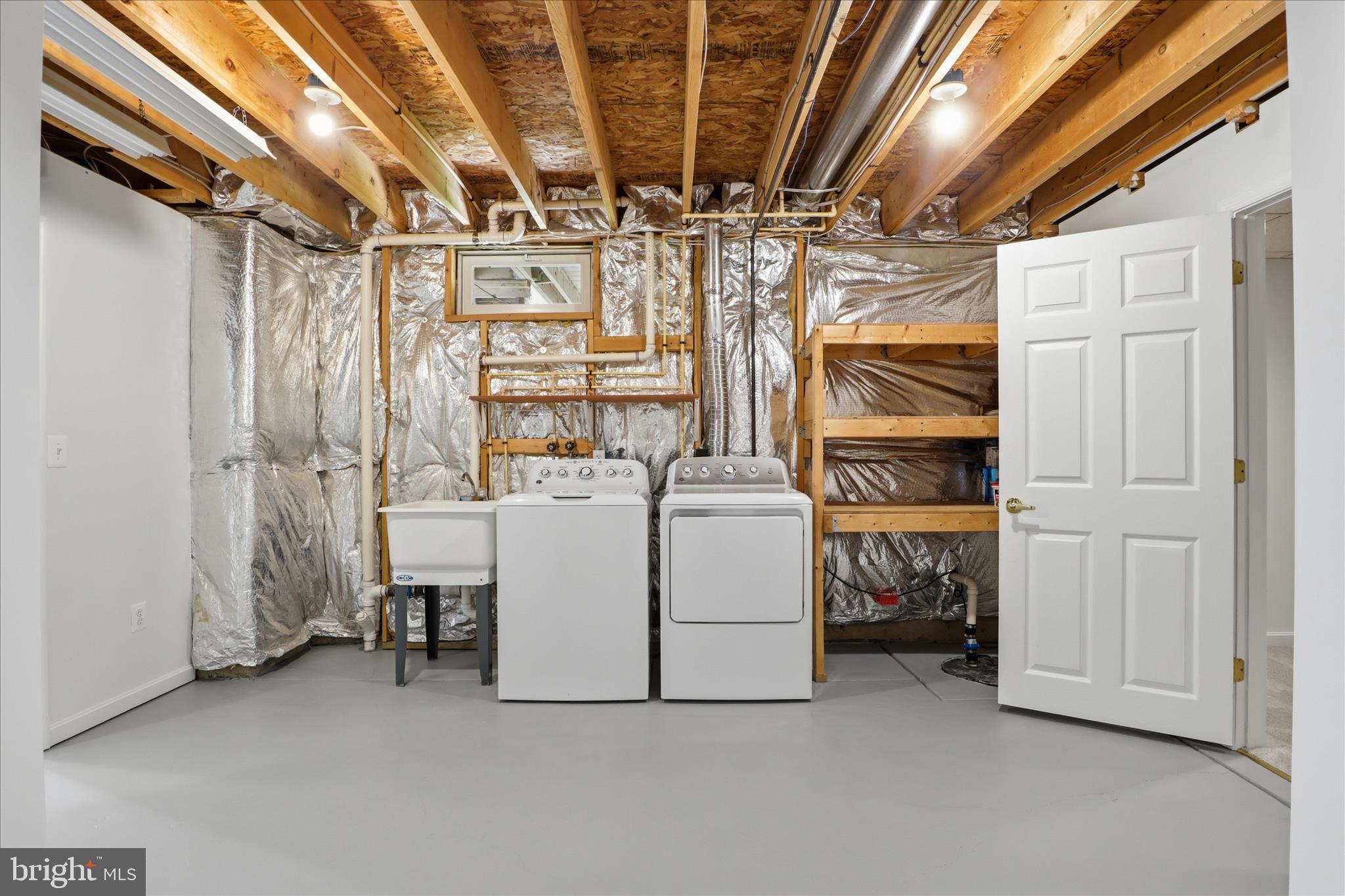 WILLIAMS KNOLL - Residential