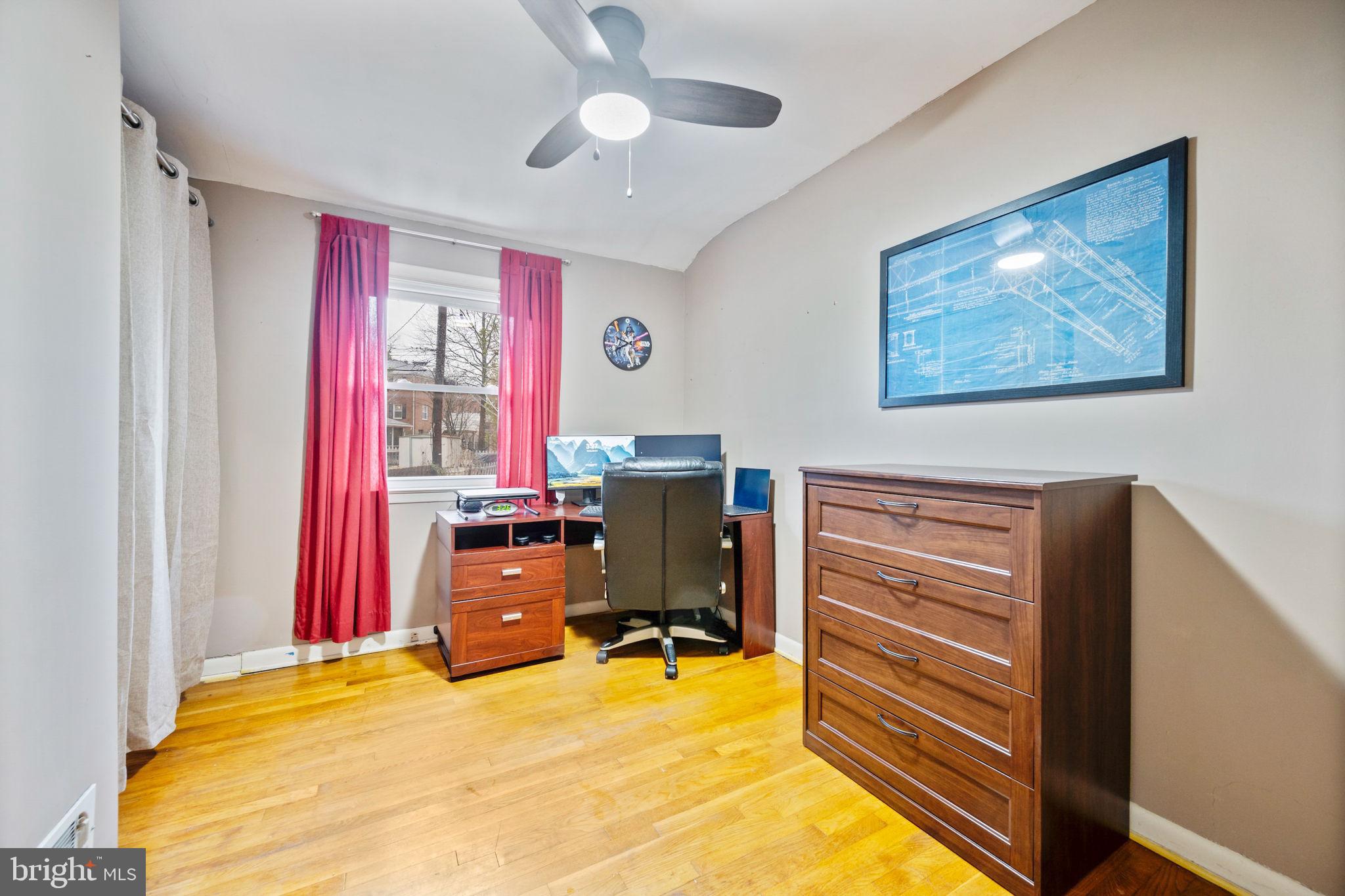 GLENMONT - Residential