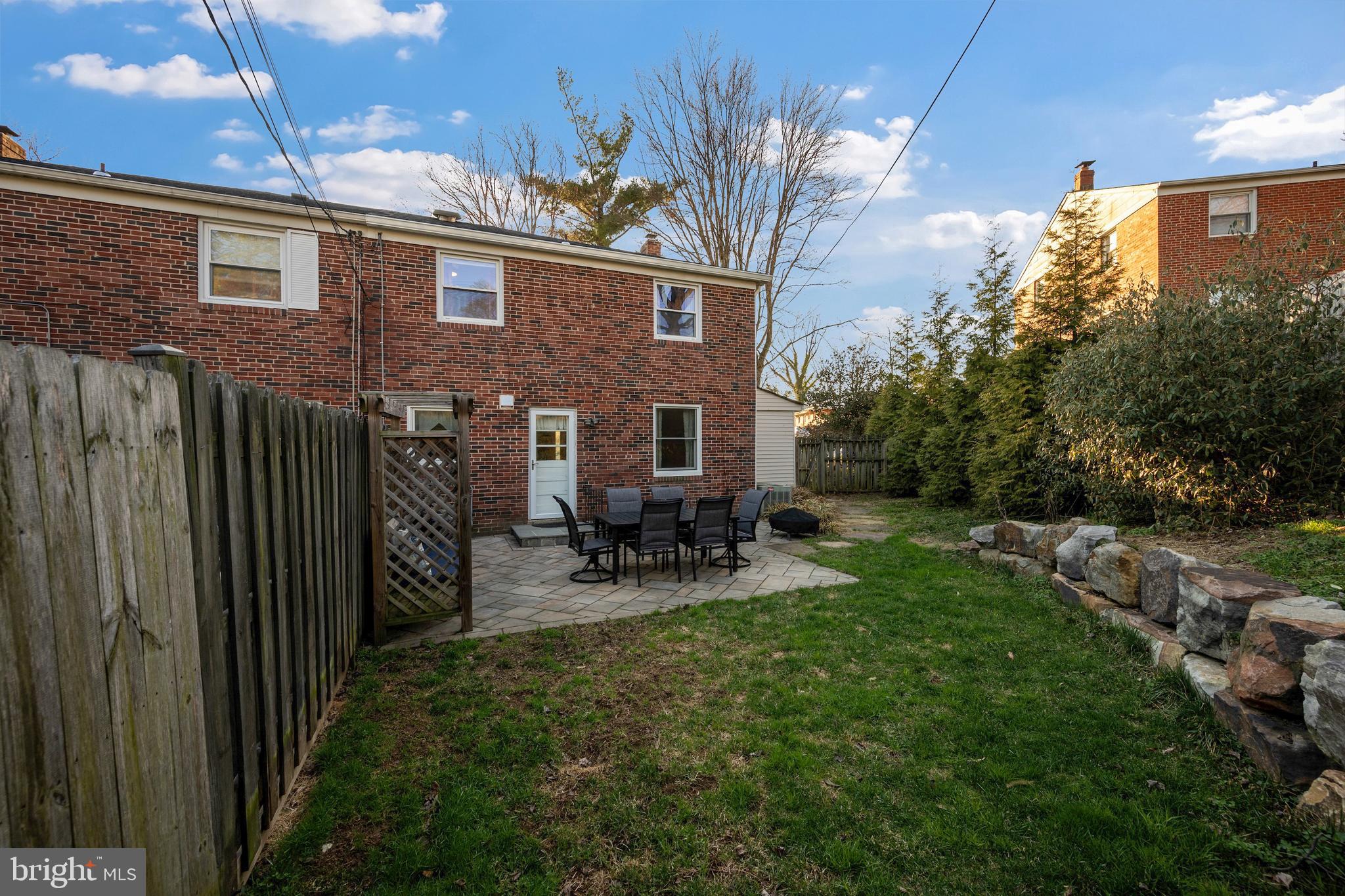 GLENMONT - Residential