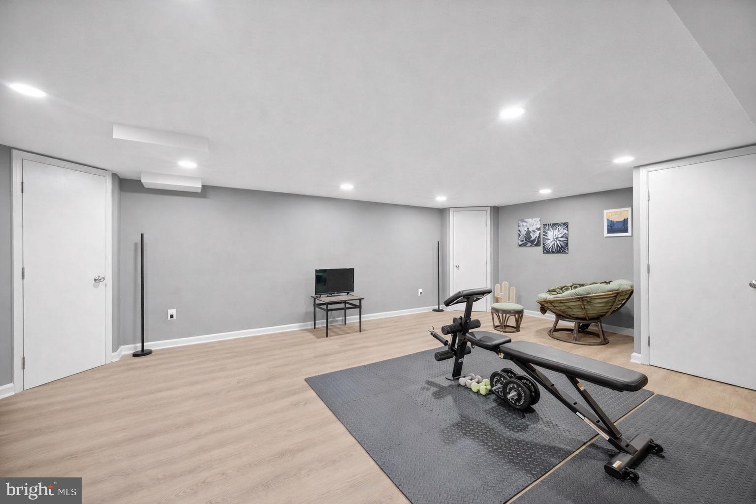 GLENMONT - Residential