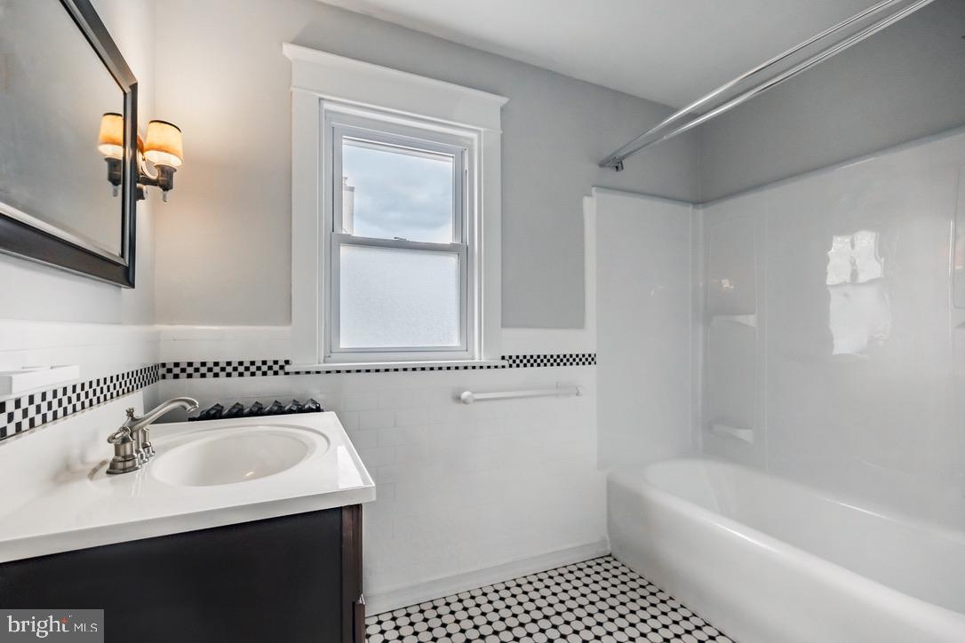 DREXEL HILL - Residential