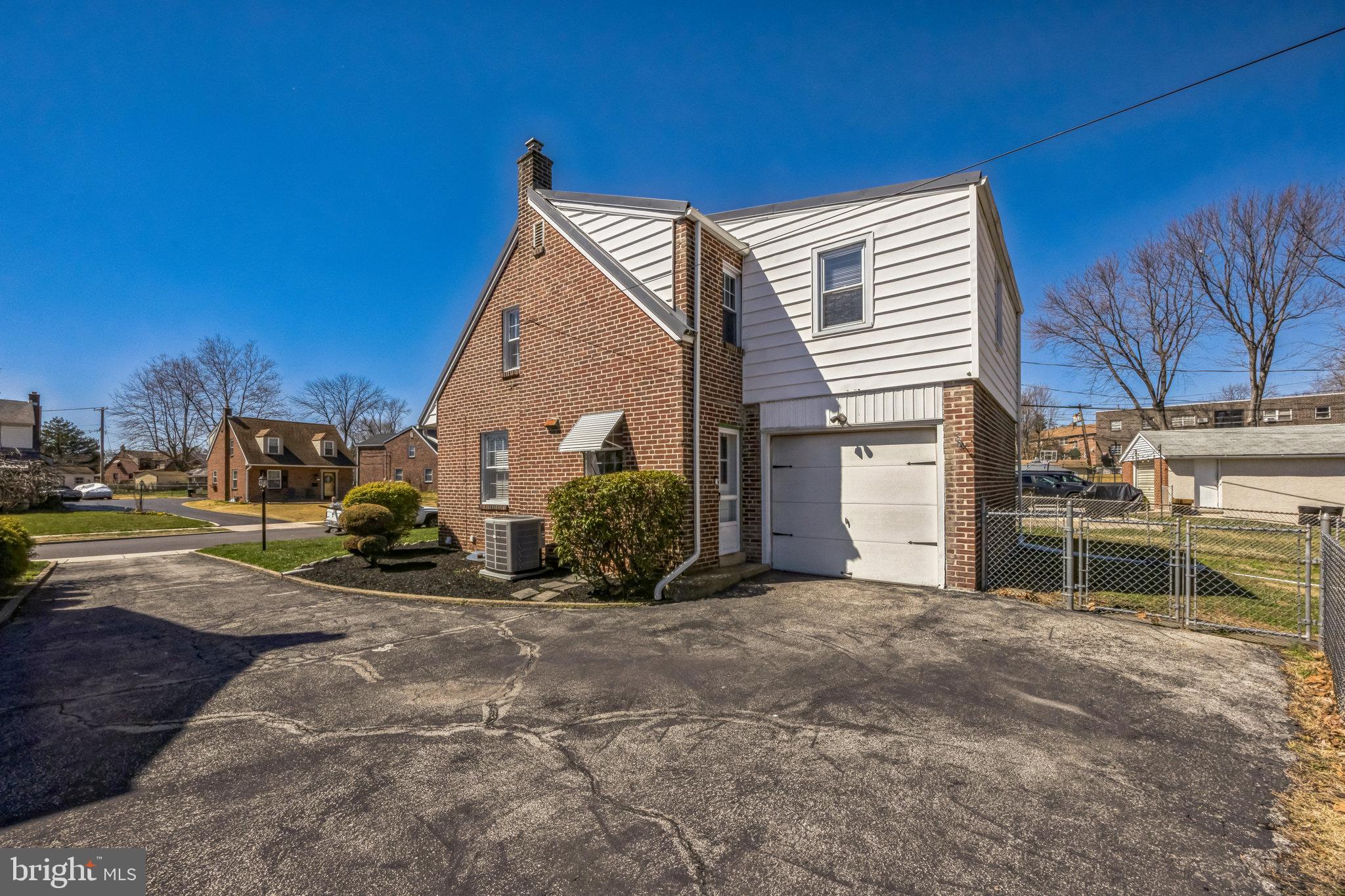 LEEDOM ESTS - Residential