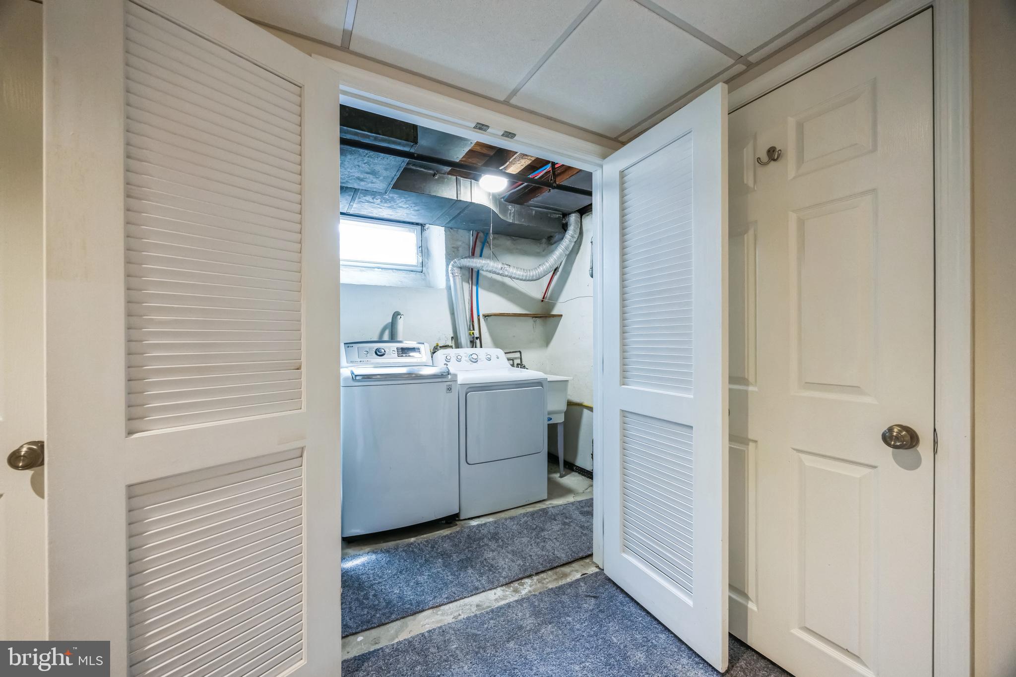 LEEDOM ESTS - Residential