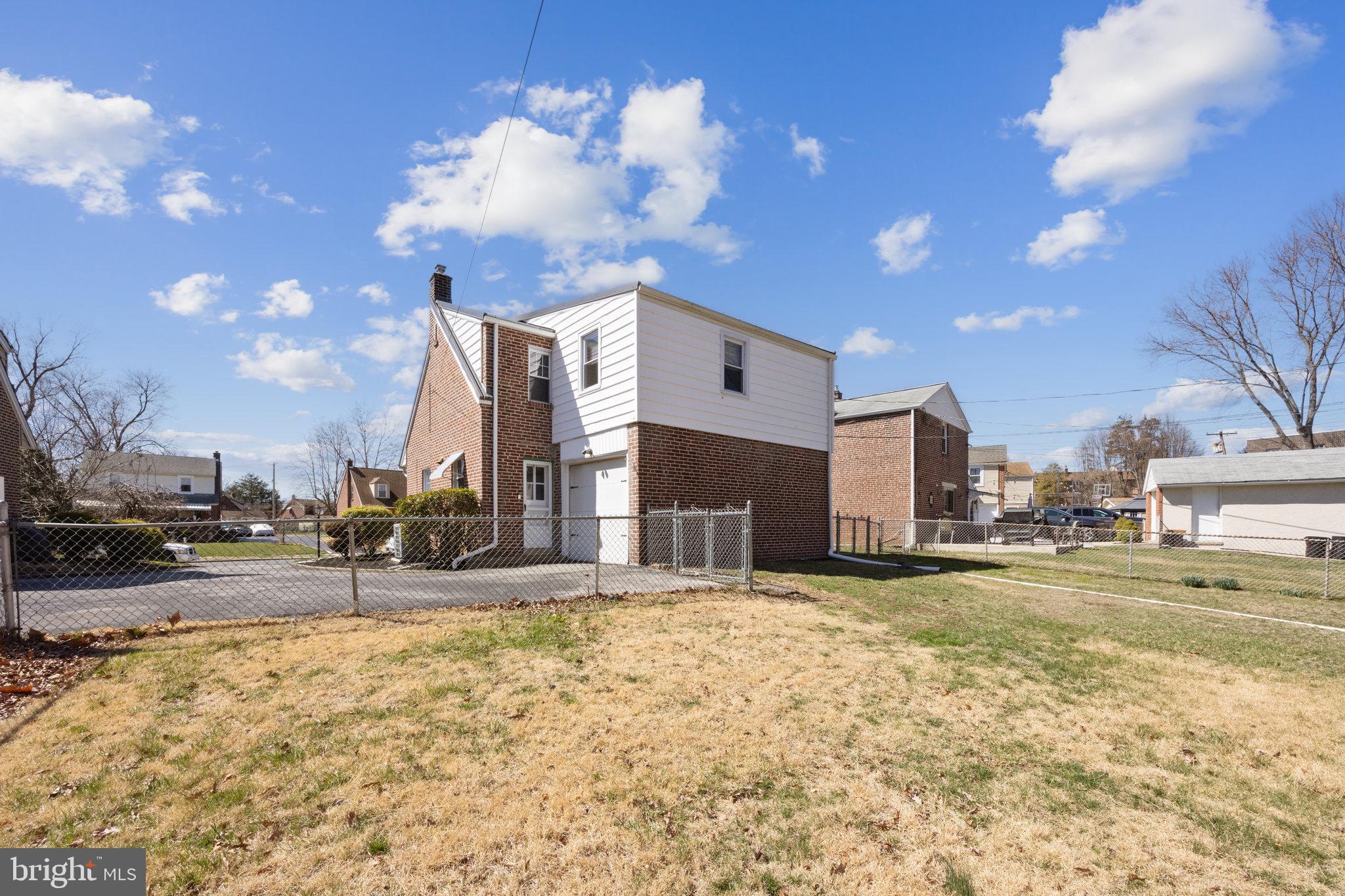 LEEDOM ESTS - Residential