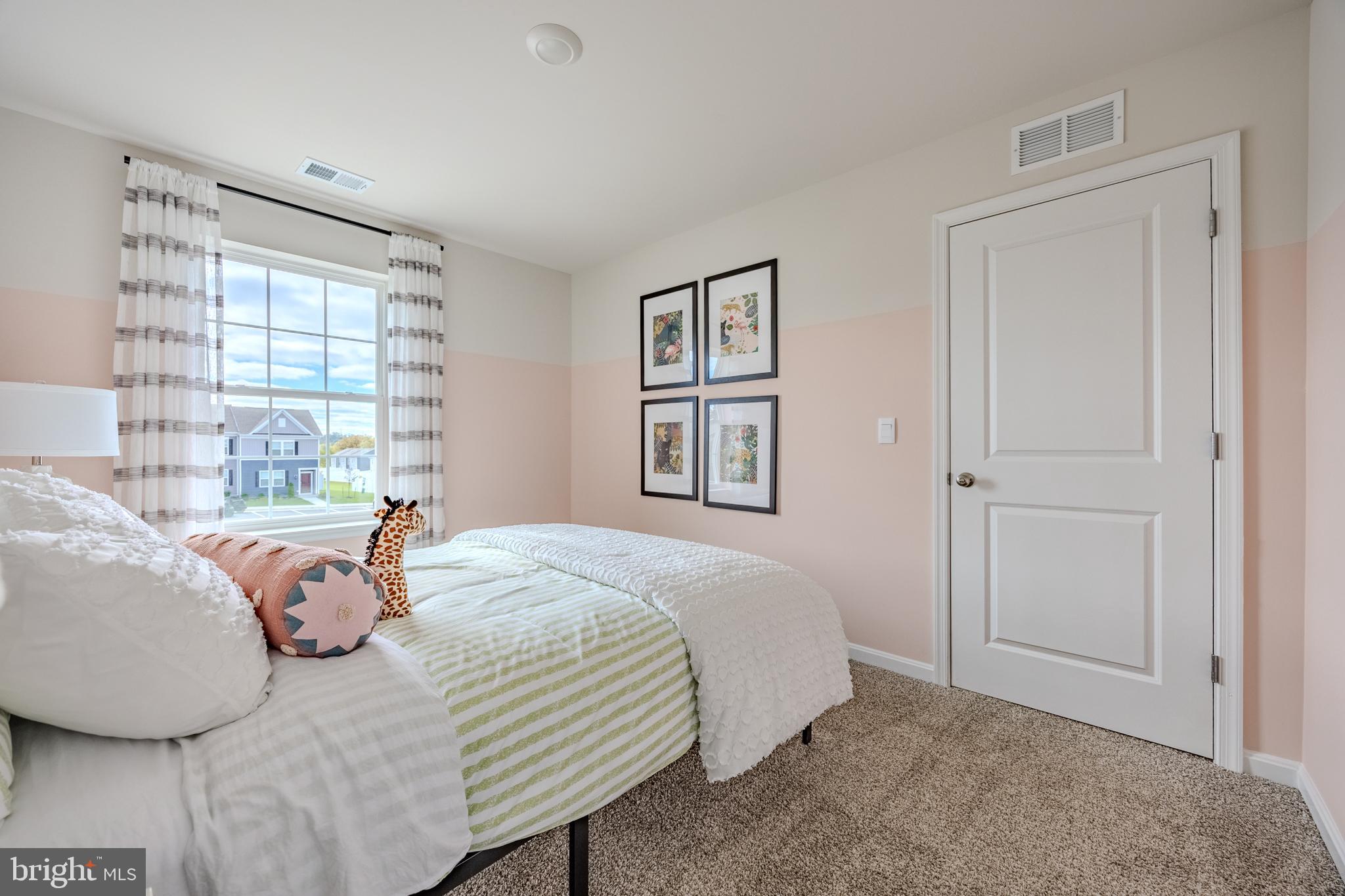 WEST WIND - Residential Lease