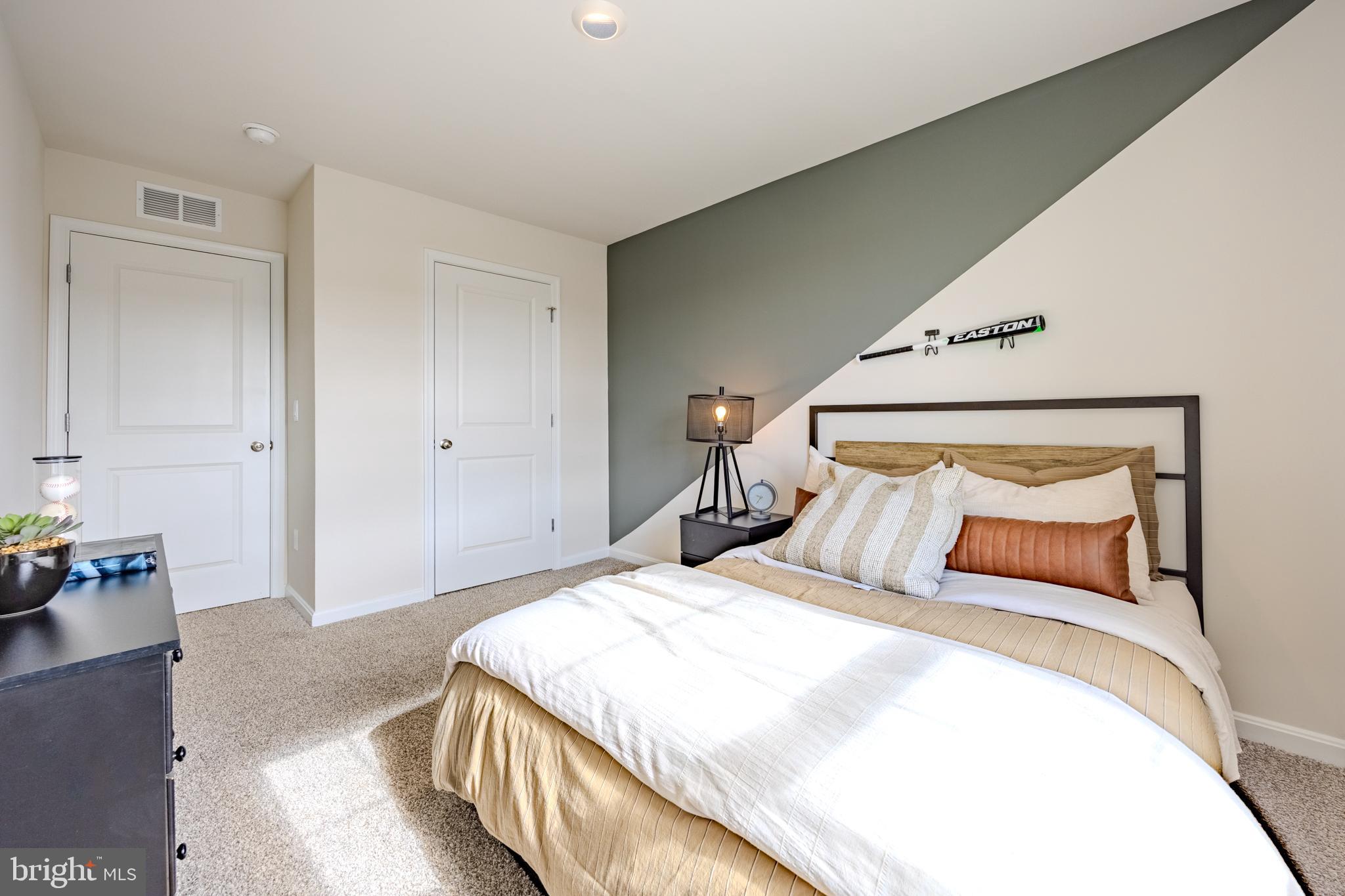 WEST WIND - Residential Lease