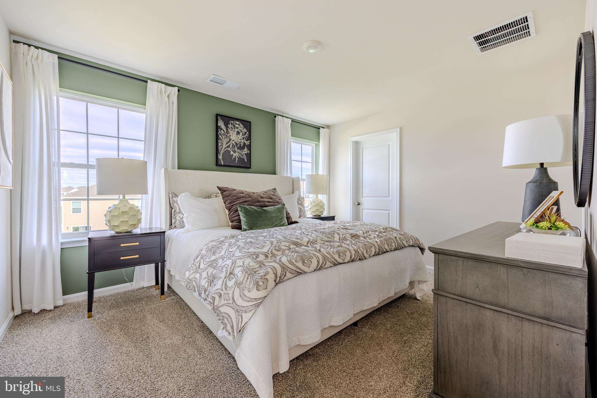 WEST WIND - Residential Lease