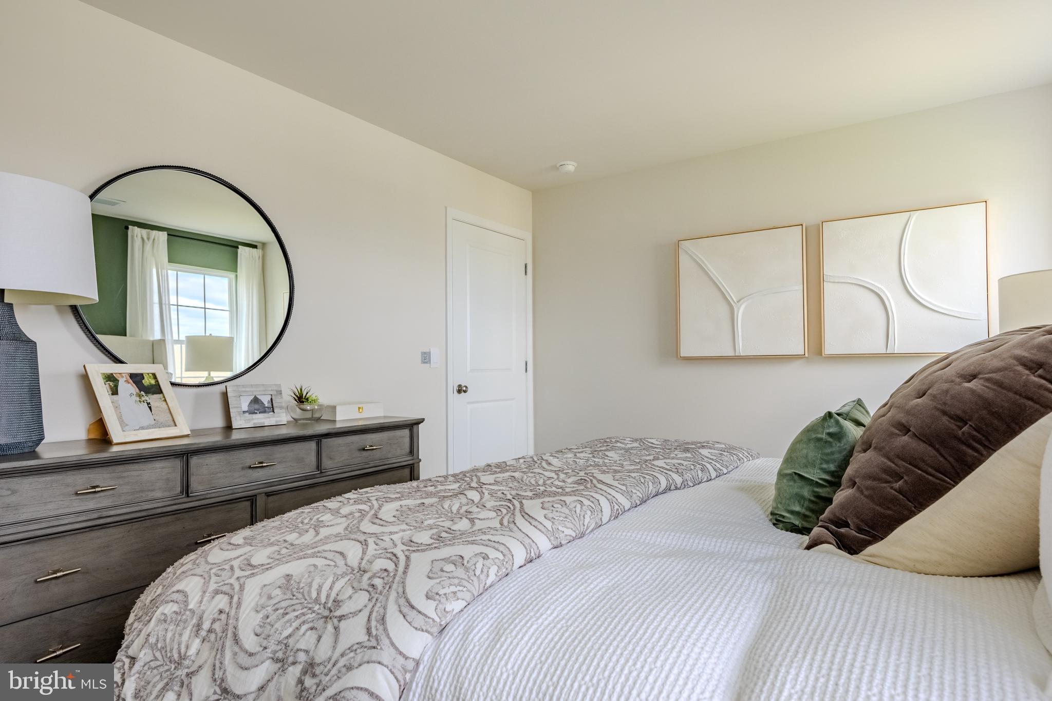 WEST WIND - Residential Lease