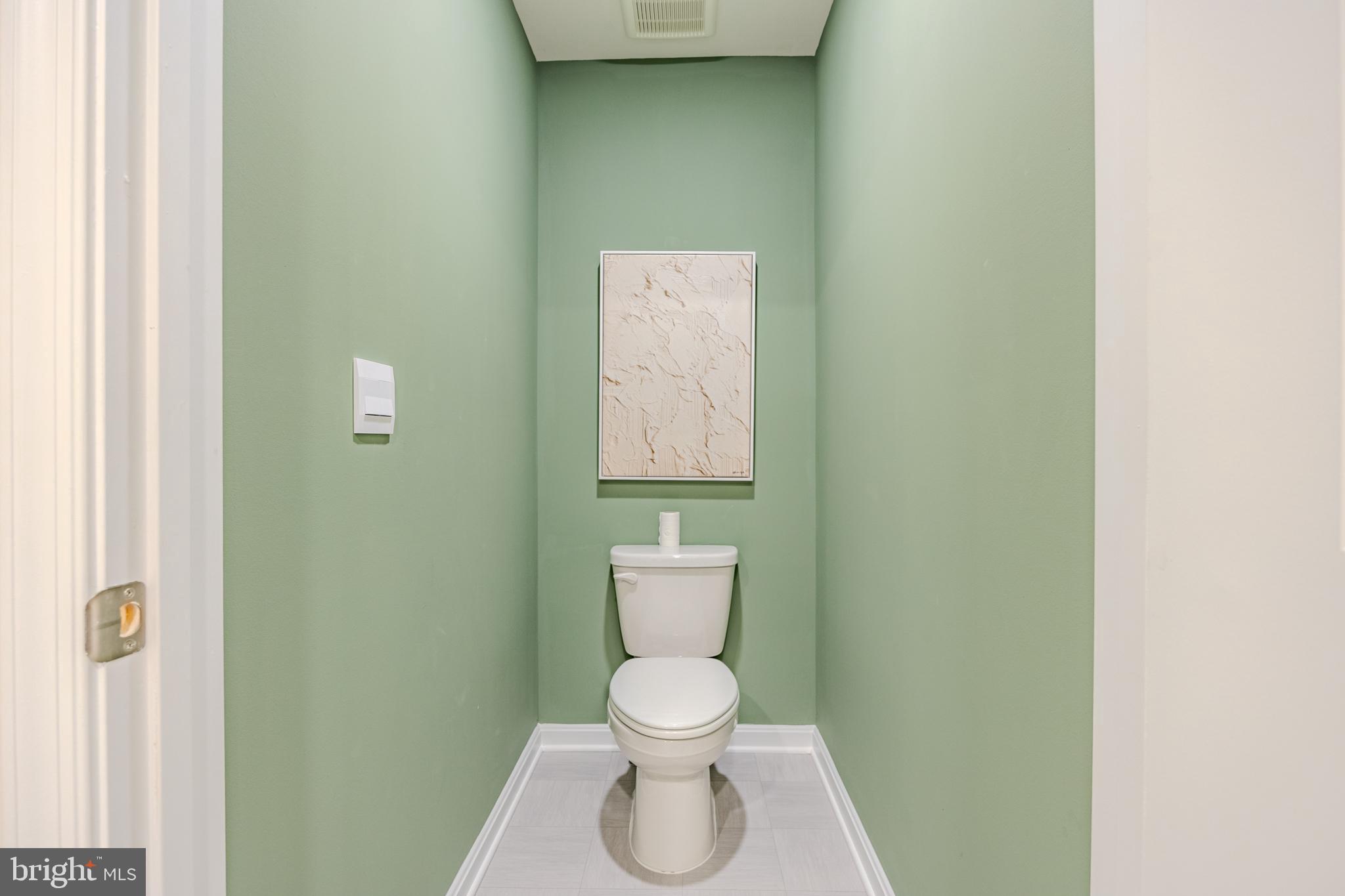 WEST WIND - Residential Lease