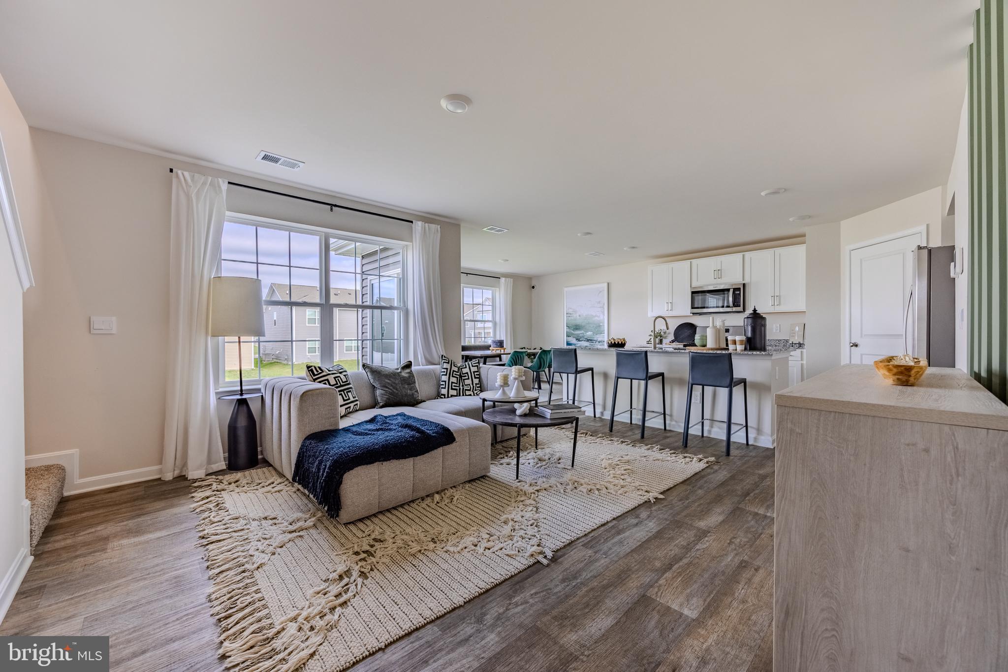 WEST WIND - Residential Lease