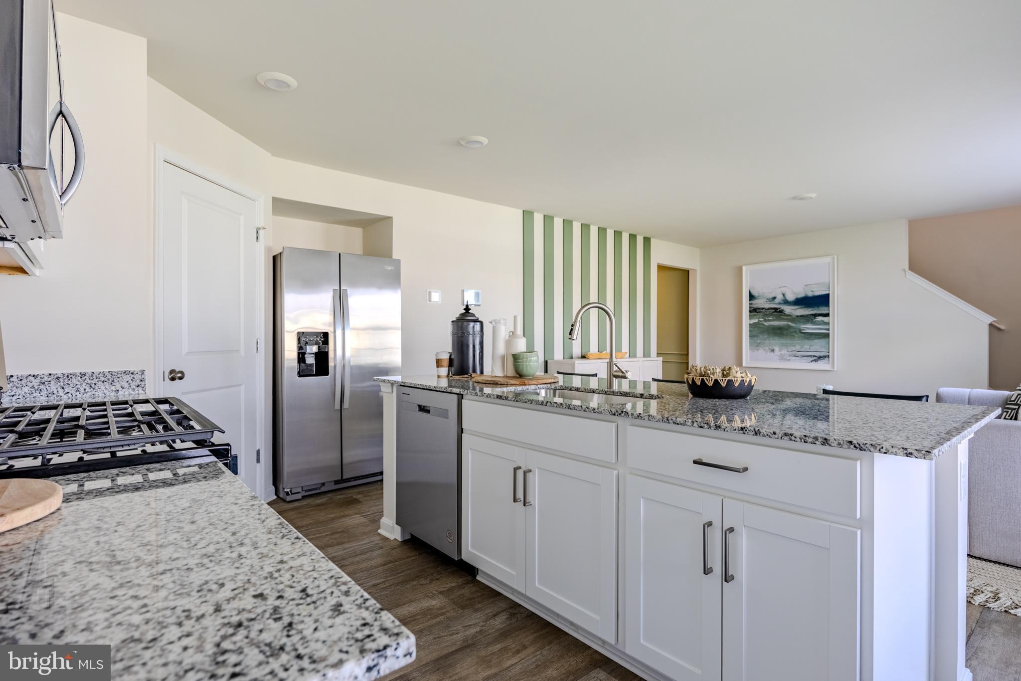 WEST WIND - Residential Lease