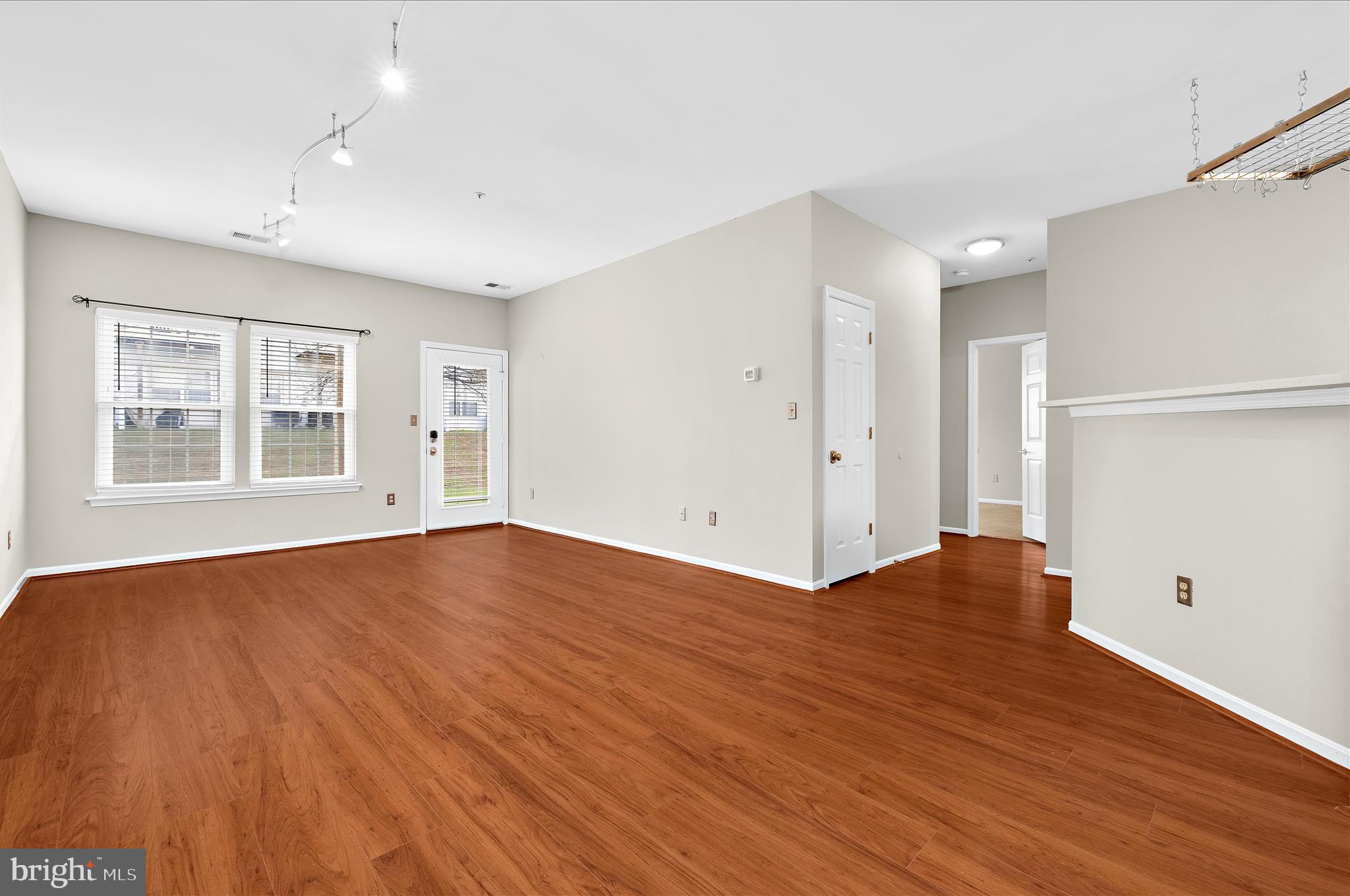 1565 FALLOWFIELD COURT