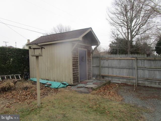 CRYSTAL BEACH MANOR - Residential